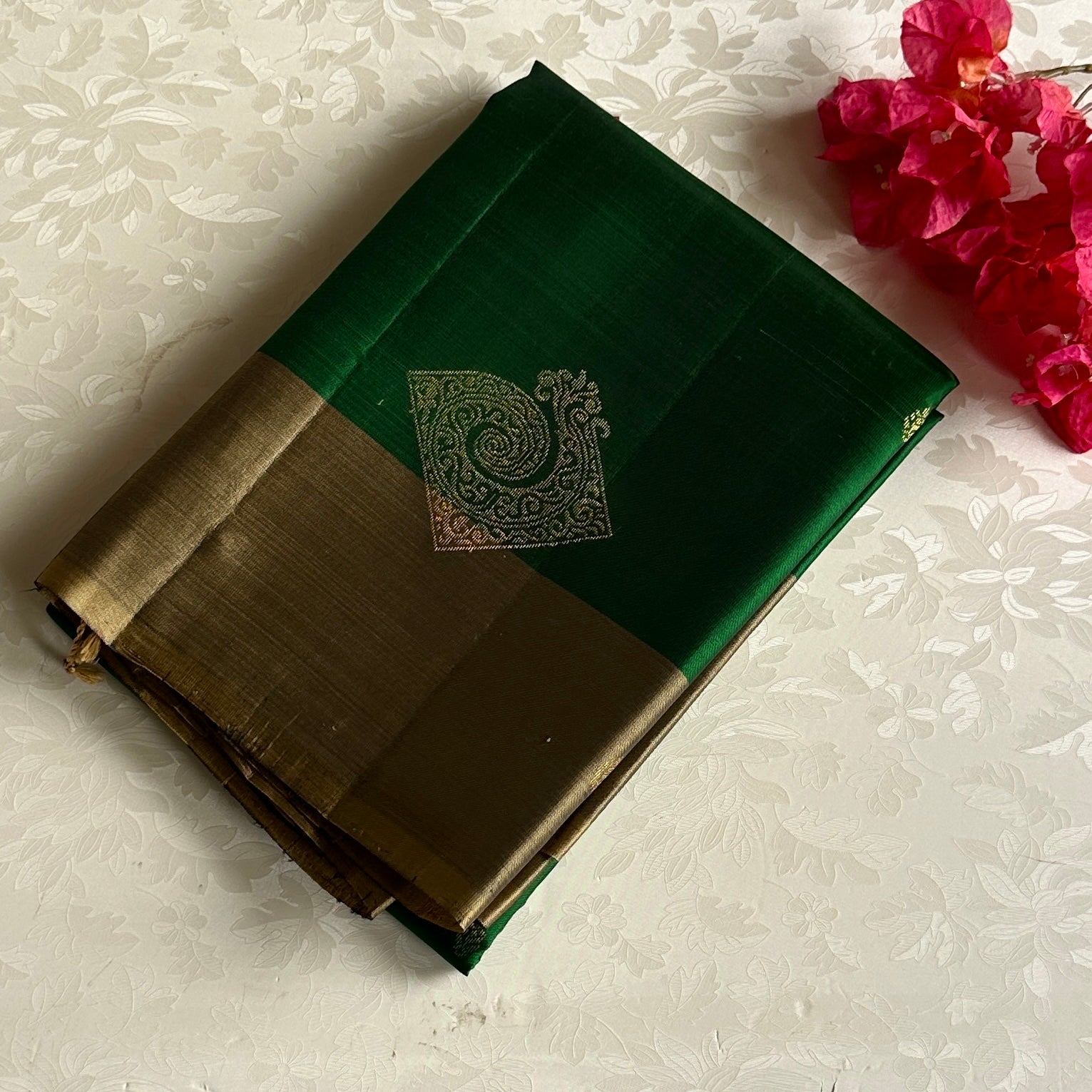 Emerald Green Designer Pure Silk Saree With Antique Gold Pallu