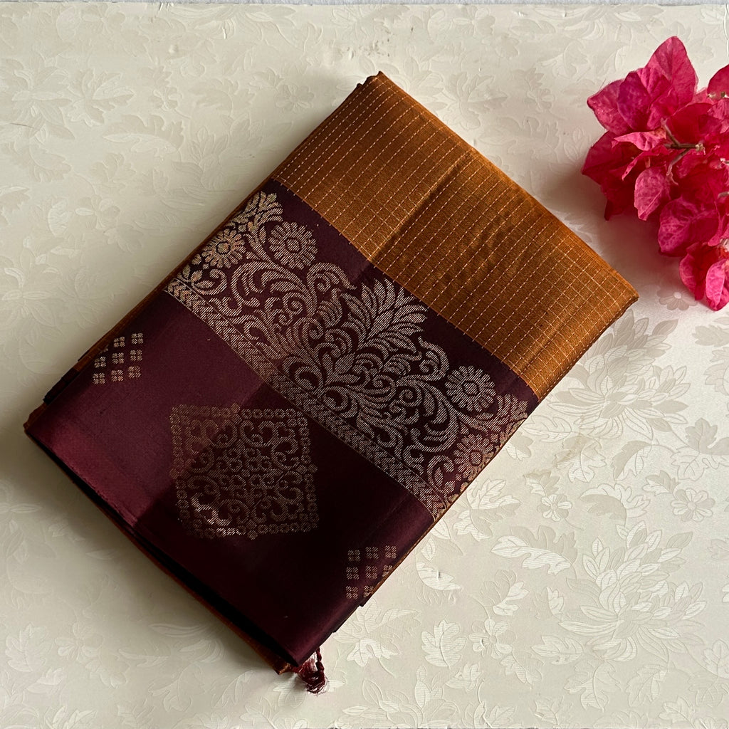 Deep Violet Silk Saree Silver Brocade Floral Paisley Pallu Wedding