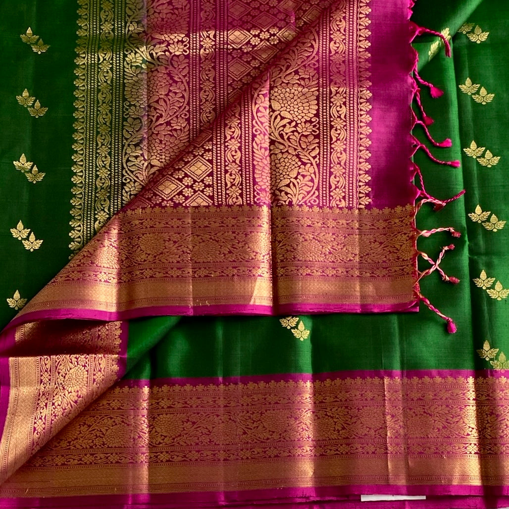 Emerald Green Designer Pure Silk Saree With Rani Pink Pallu