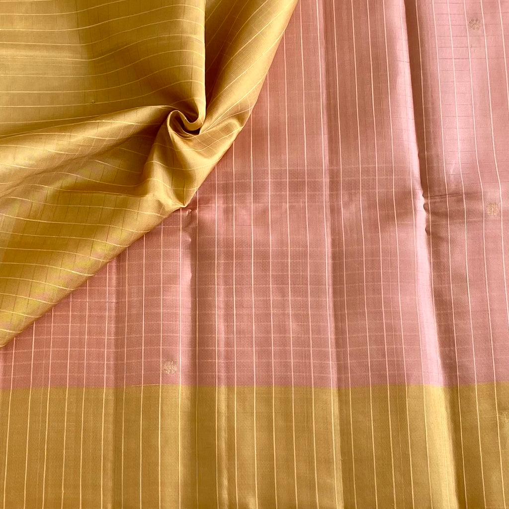 Blush Pink Checkered Pure Silk With Antique Gold Borders & Pallu