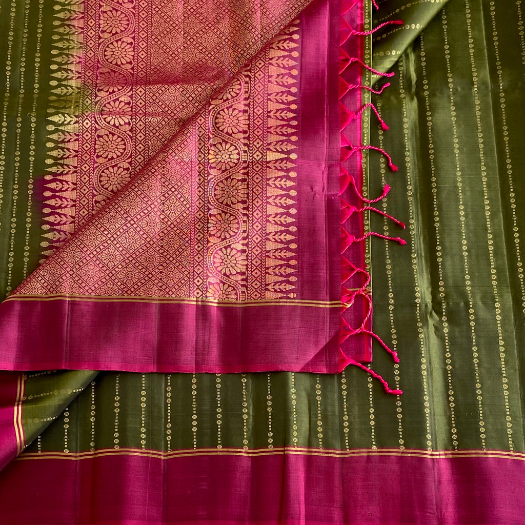 Deep Olive Green Designer Pure Silk Saree With Rani Pink Pallu Gold Border