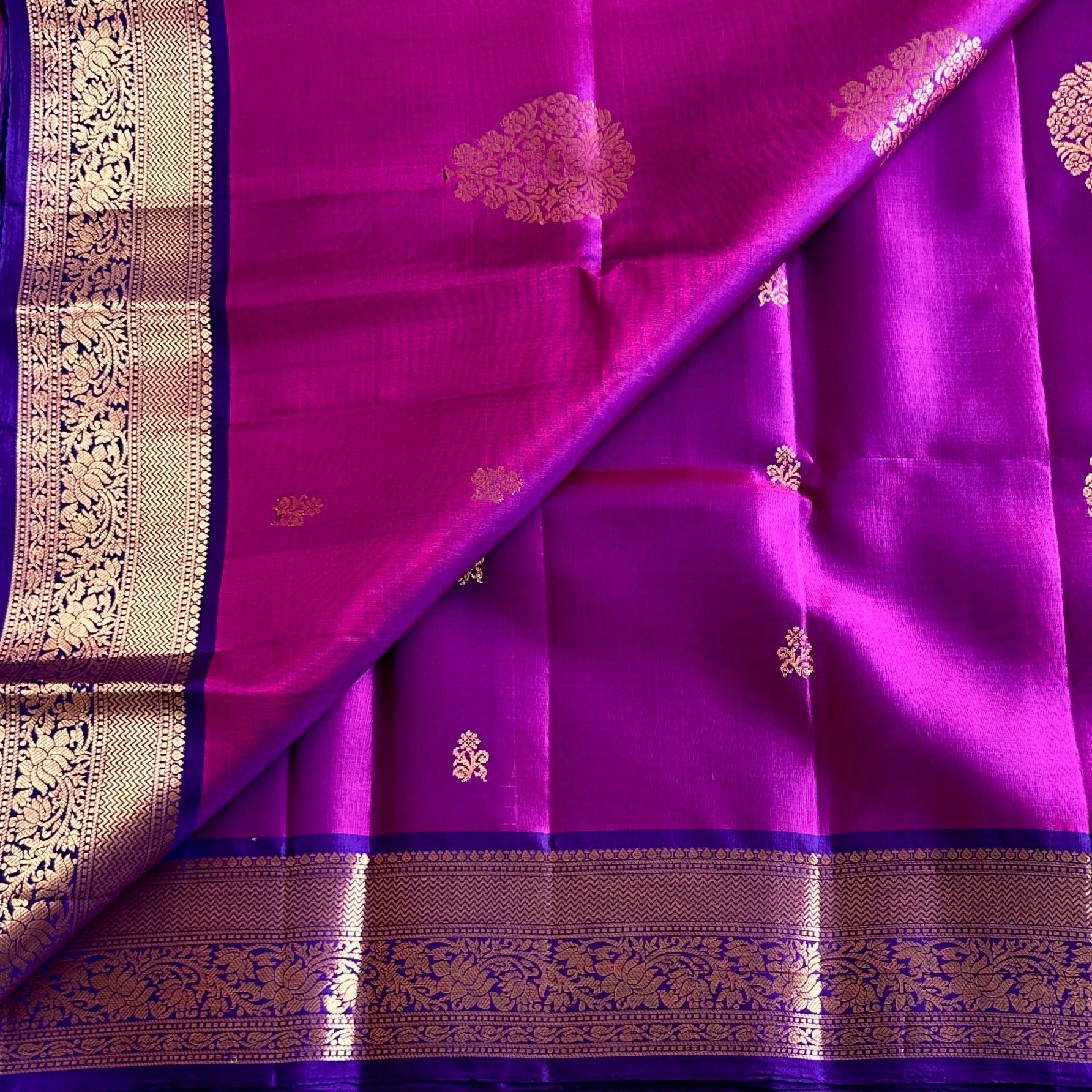 Royal Magenta Designer Pure Silk with Indio Purple Zari Border Contrast Pallu
