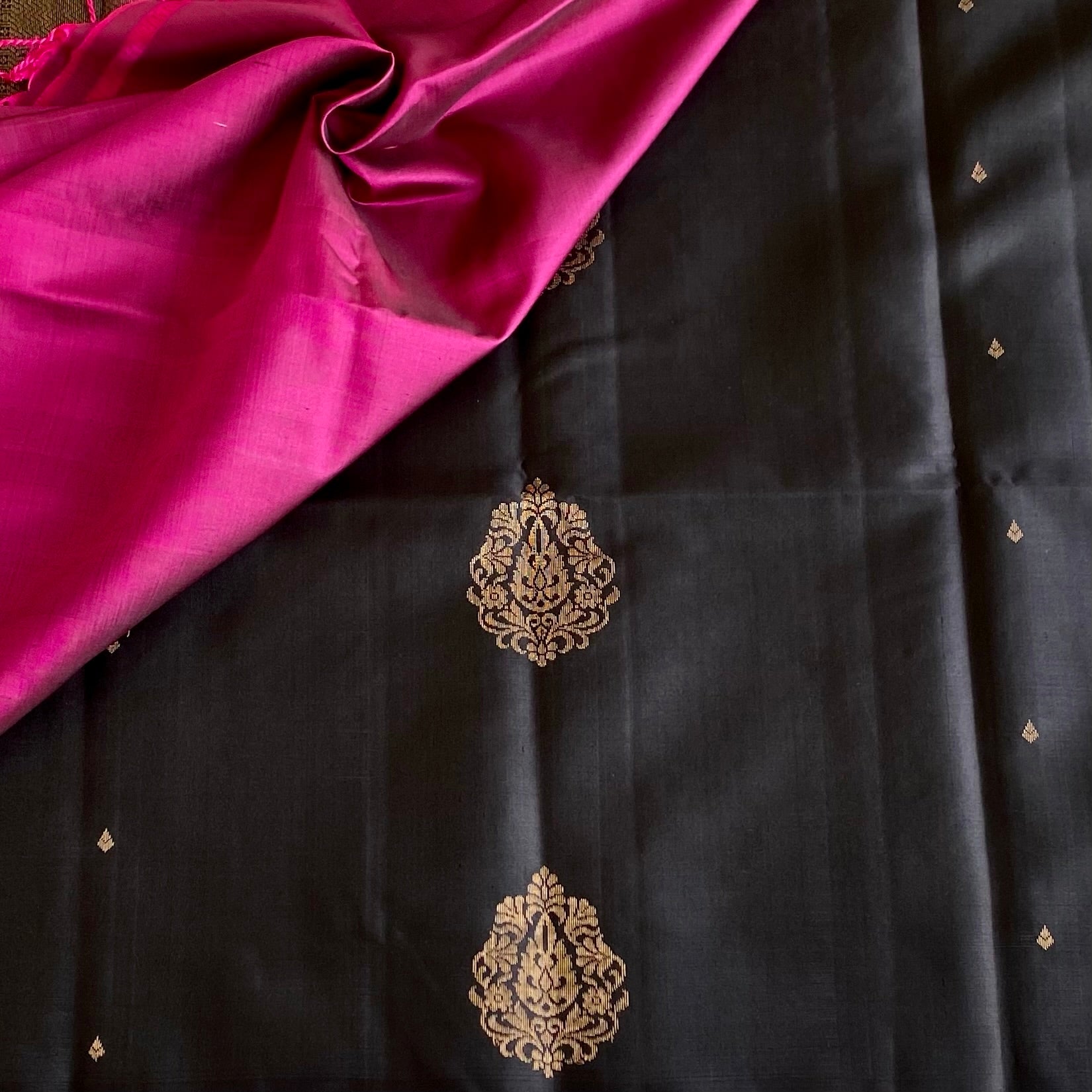 Jet Black Designer Pure Silk Saree With Rani Pink Pallu