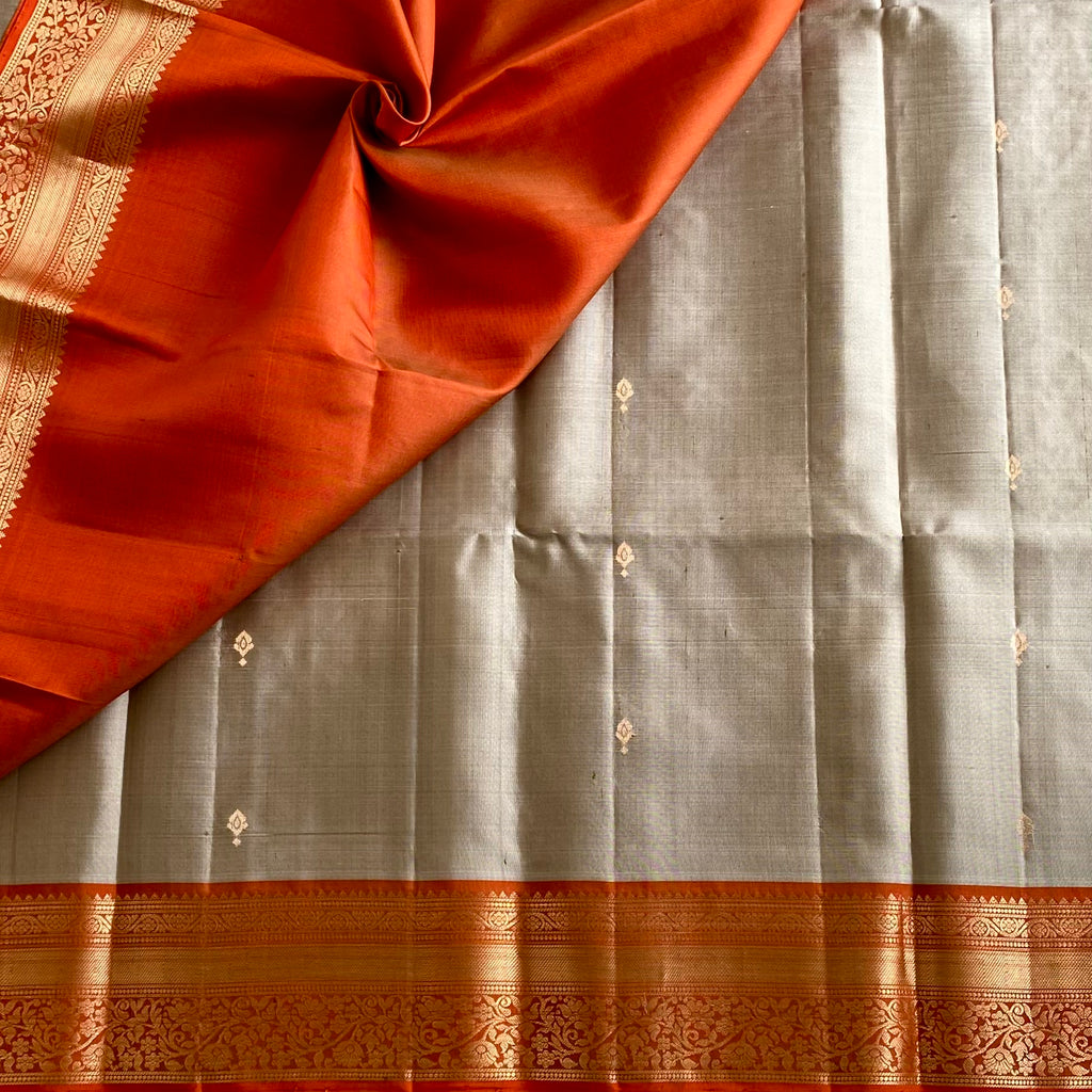 Cloud Silver Gray Designer Pure Silk Saree With Burnt Orange Pallu