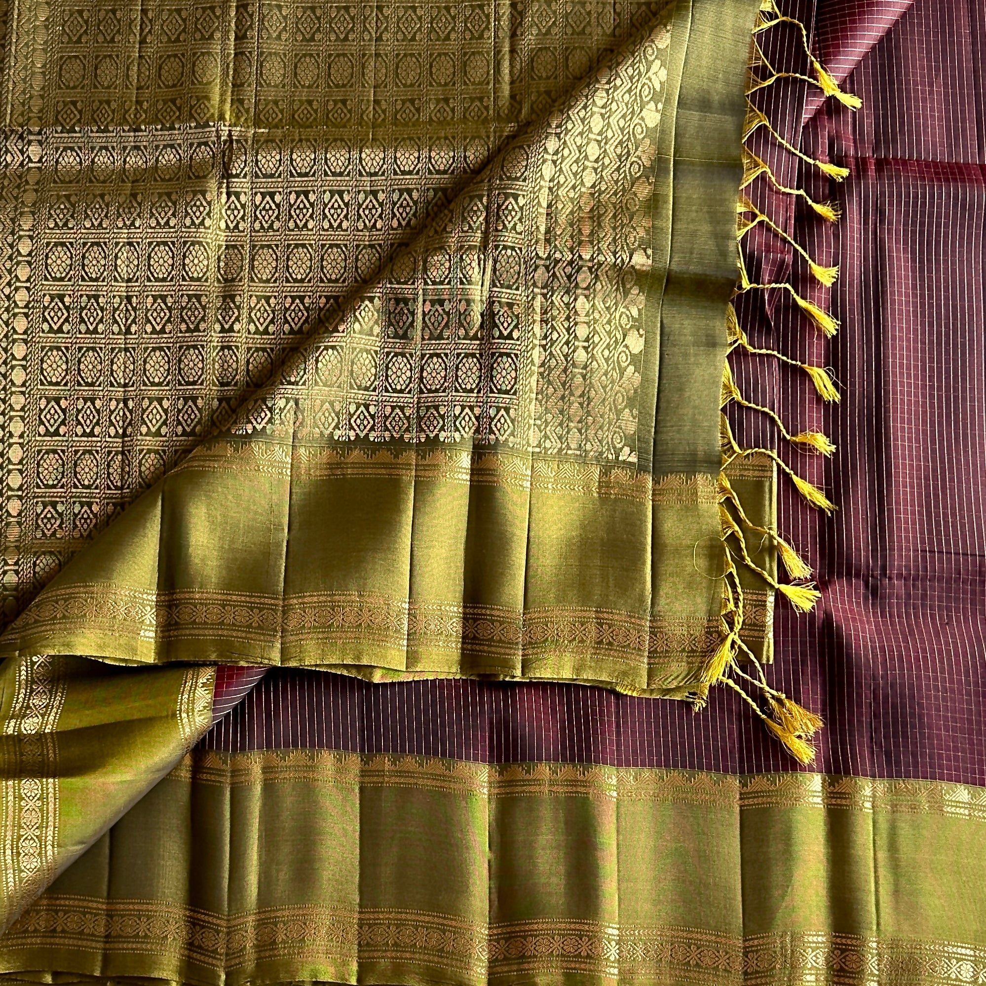 Olive Green Silk Saree Gold Zari Plum Contrast Traditional Weave
