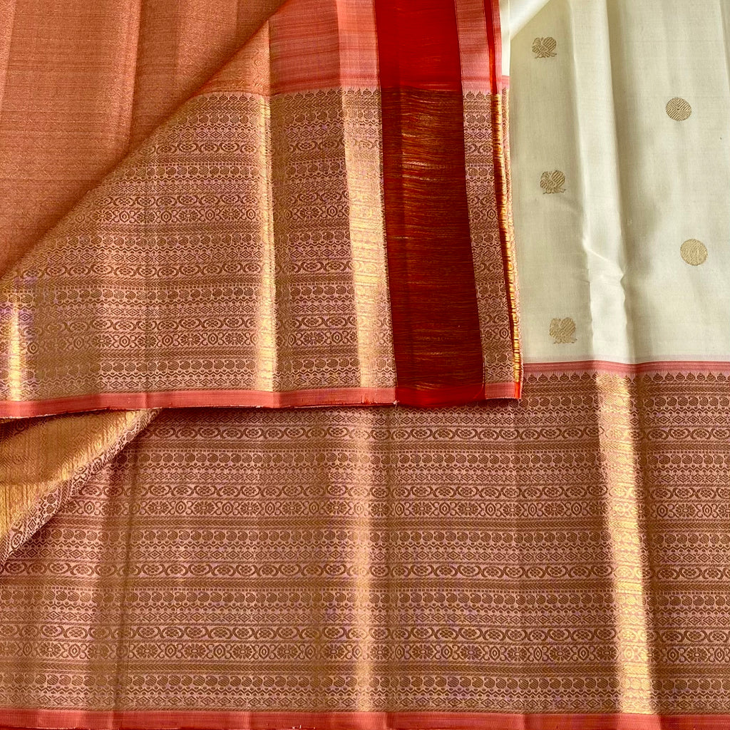 Ivory Dream With Pastel Peach Kanjeevaram Pure Zari Silk Saree