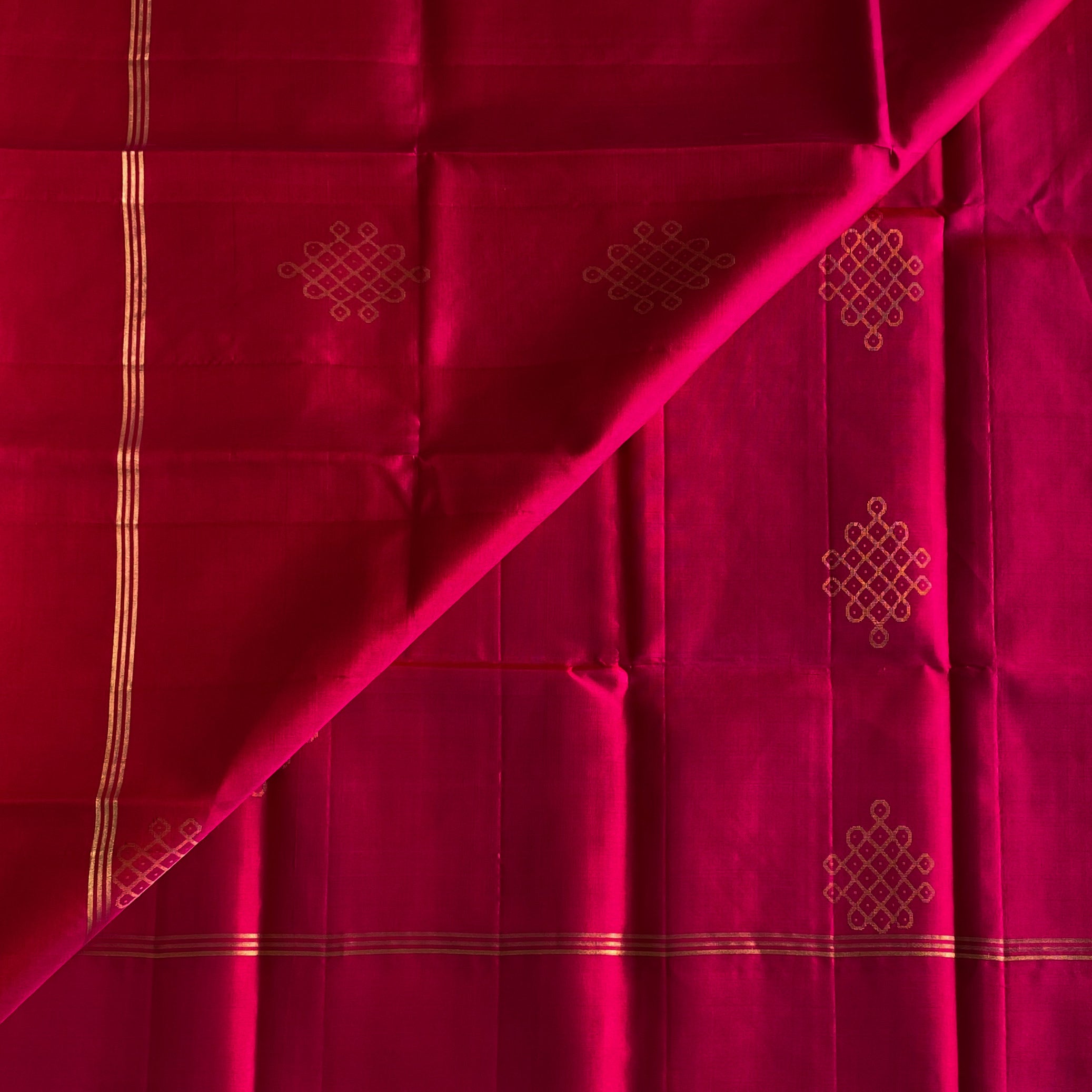 Cherry Pink Handwoven Silk Saree With Lime Yellow Kollam Zari Woven Beauty