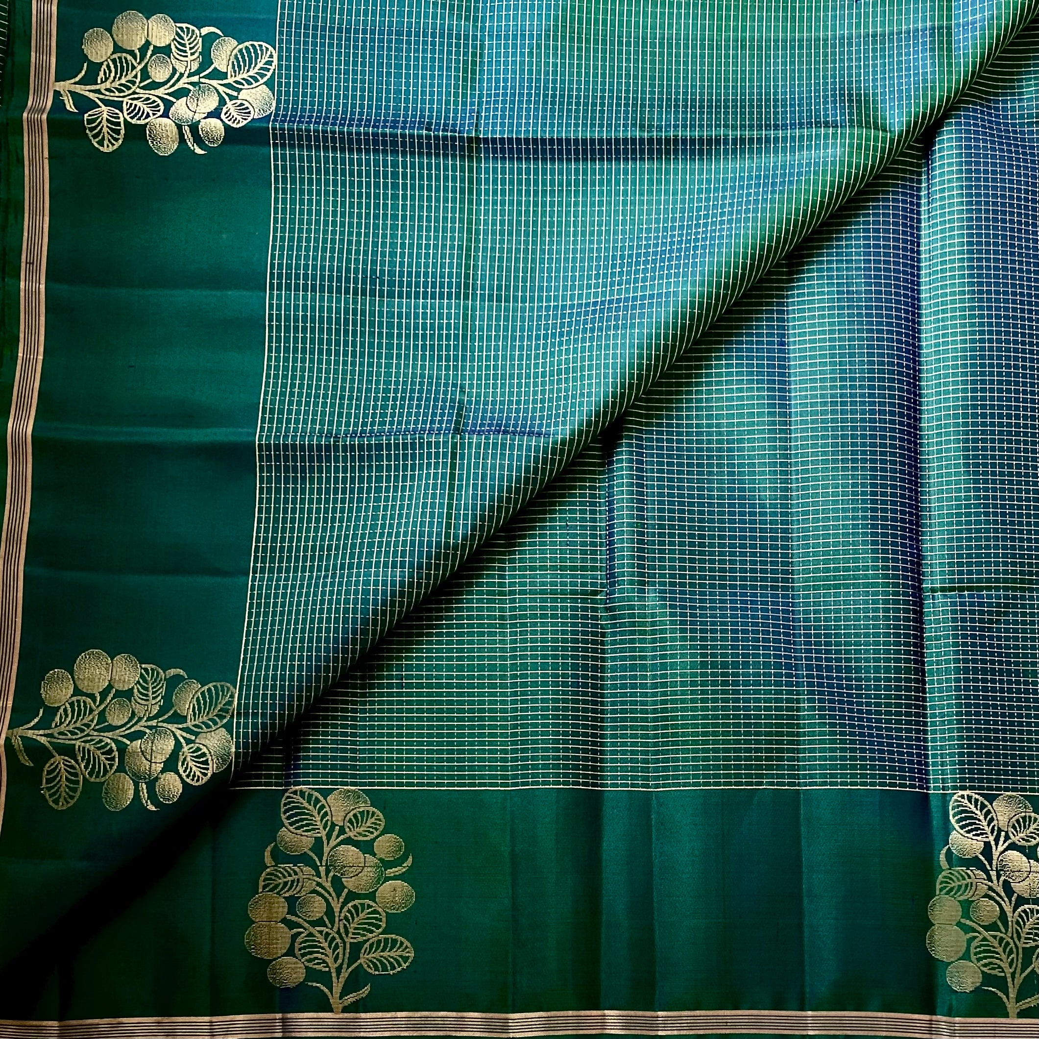 Peacock Green Silk Saree Gold Zari Leaf Motif Handwoven Traditional