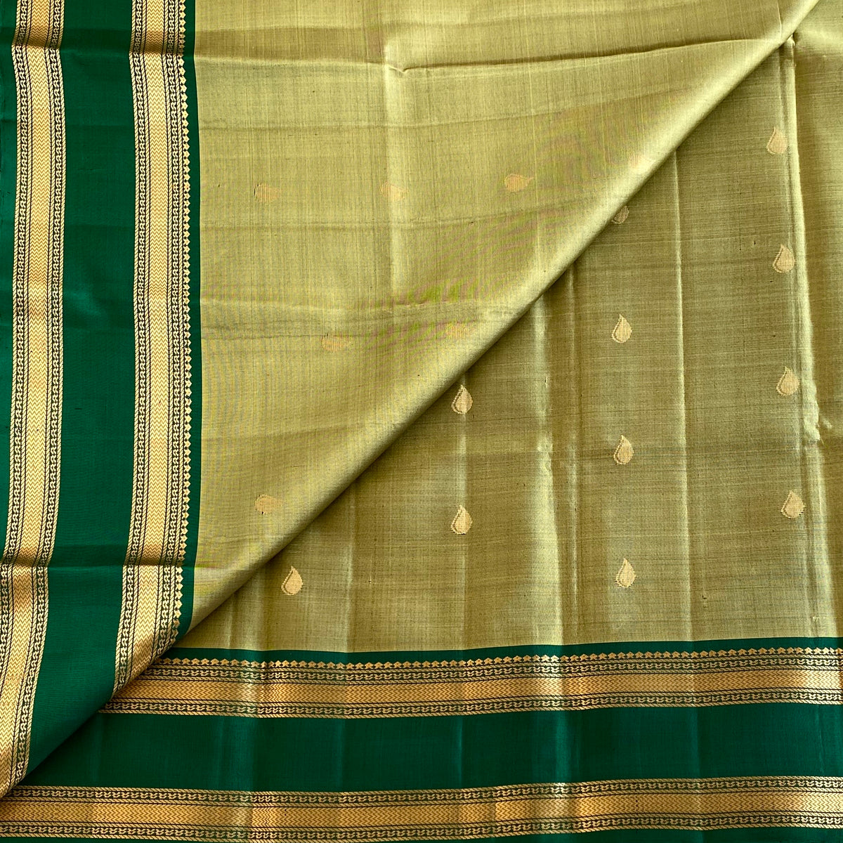 Metallic Sage Green Designer Pure Silk Saree With Emerald Green Pallu
