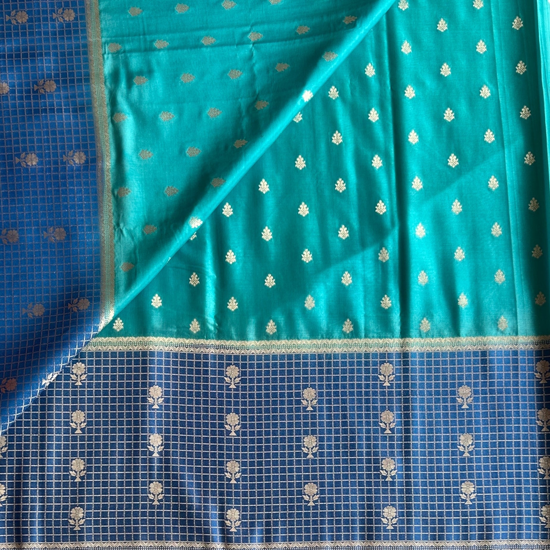 Teal Green Silk Saree Royal Blue Silver Zari Floral Buta