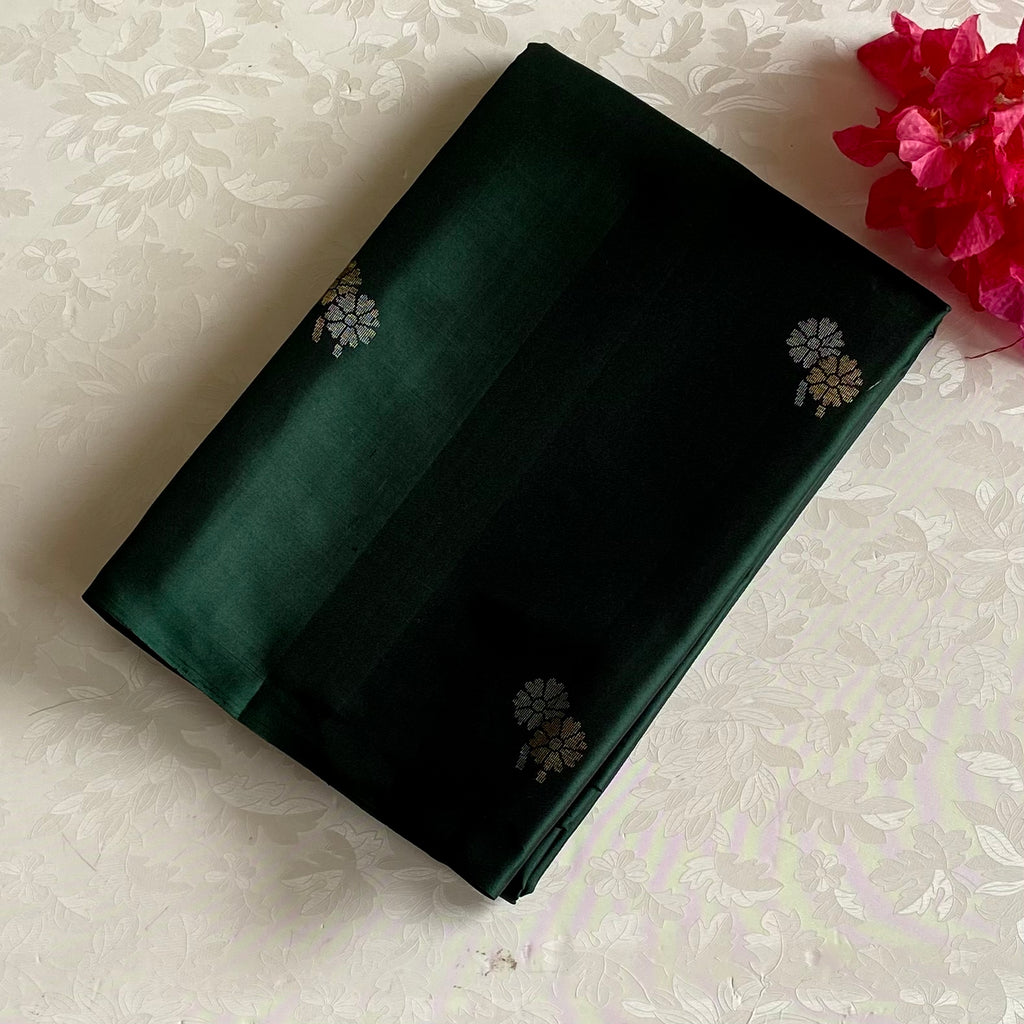 Emerald Green Designer Pure Silk Saree With Metallic Gold Chevron Pallu