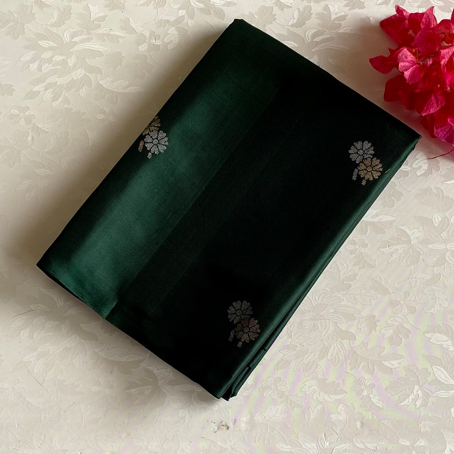 Emerald Green Designer Pure Silk Saree With Metallic Gold Chevron Pallu