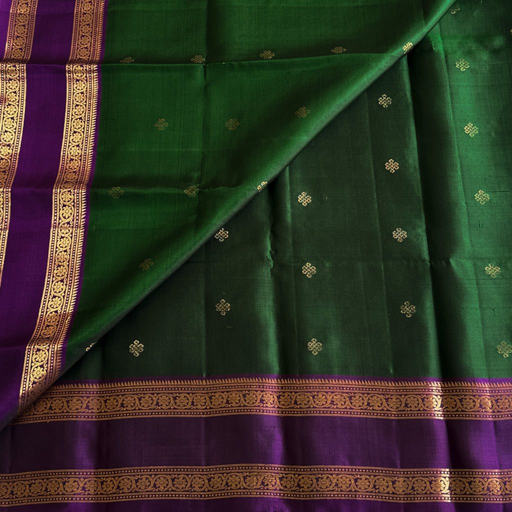 Elegant Emerald Green Purple Pallu Gold Zari Traditional Woven Saree