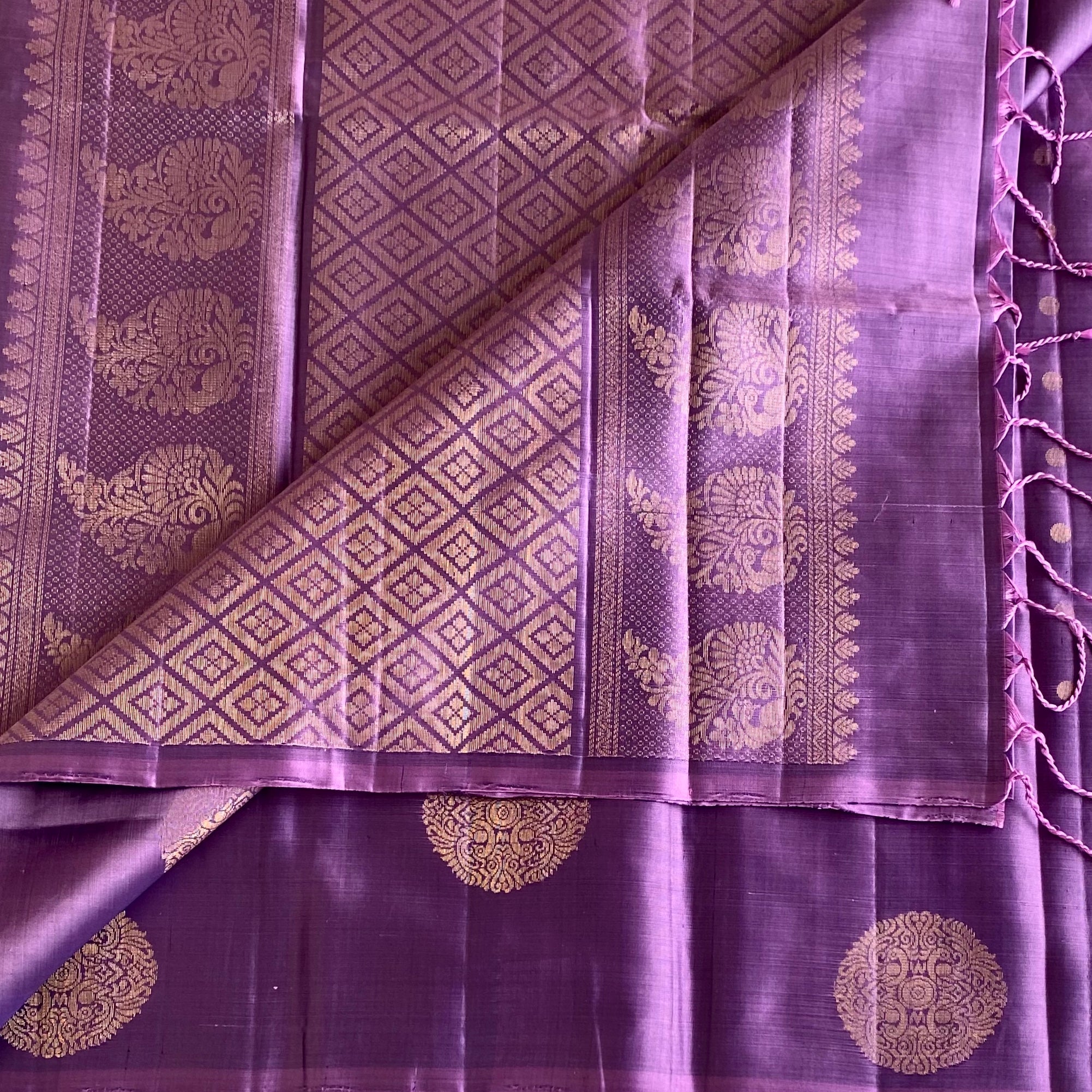 Metallic Lavender Designer Pure Silk Saree With Antique Gold Pallu