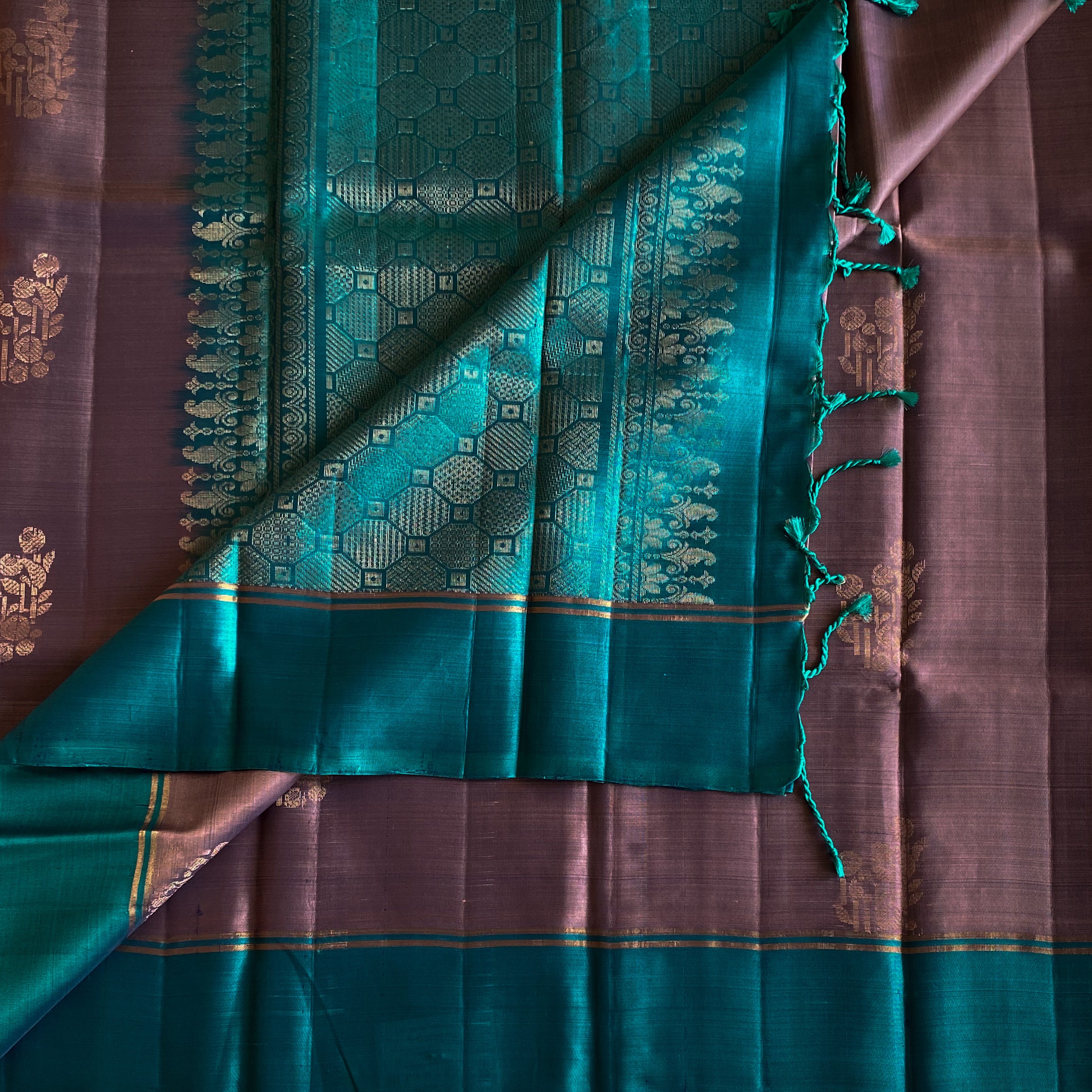 Metallic Greyish Mauve rare Beauty with Teal Handwoven pure silk