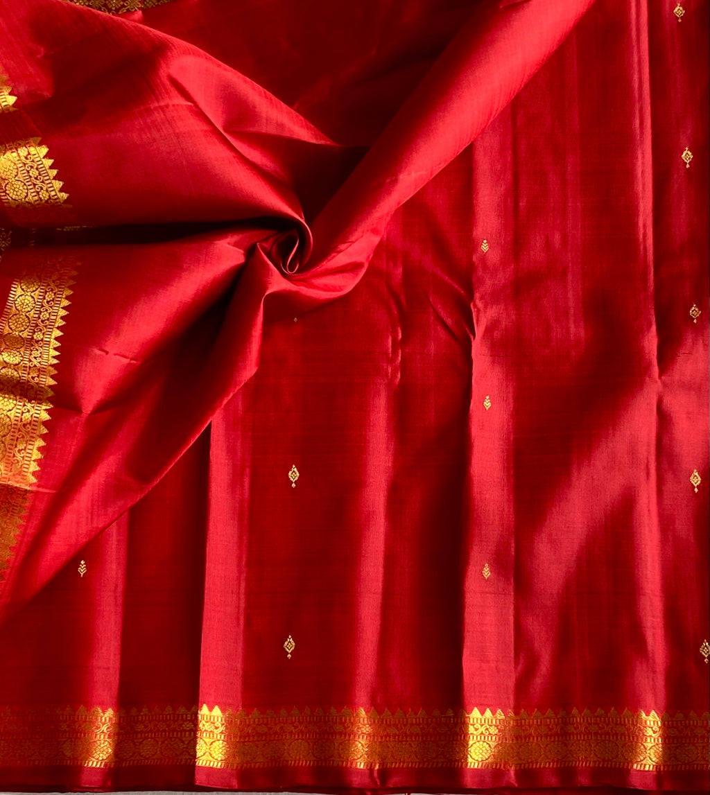 Maroonish red Kanjeevaram Silk Saree Antique Gold Zari Bridal Weave Traditional