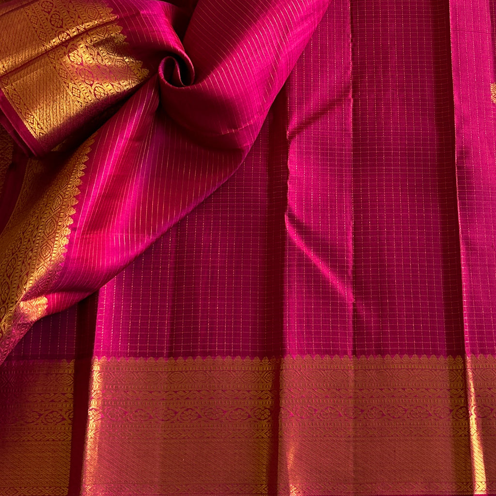 Pomogrante Pink Checkered gold  Pure Zari Kanjeevaram Silko