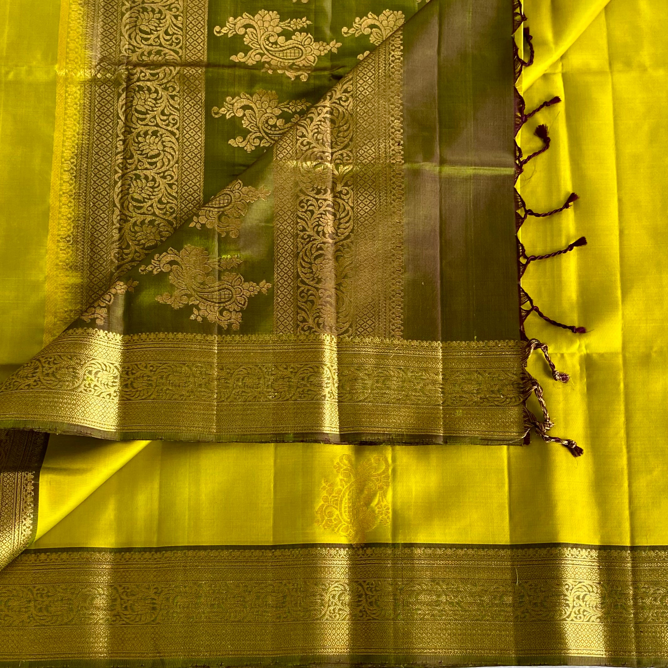 Olive Green Designer Pure Silk Saree With Chartreuse Pallu
