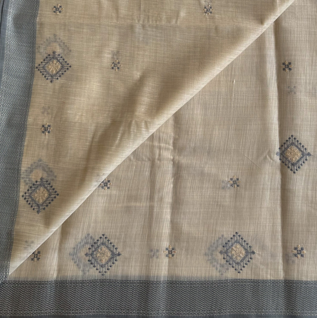 Pale Beige Saree Charcoal Border Diamond Motif Gold Embroidery Traditional