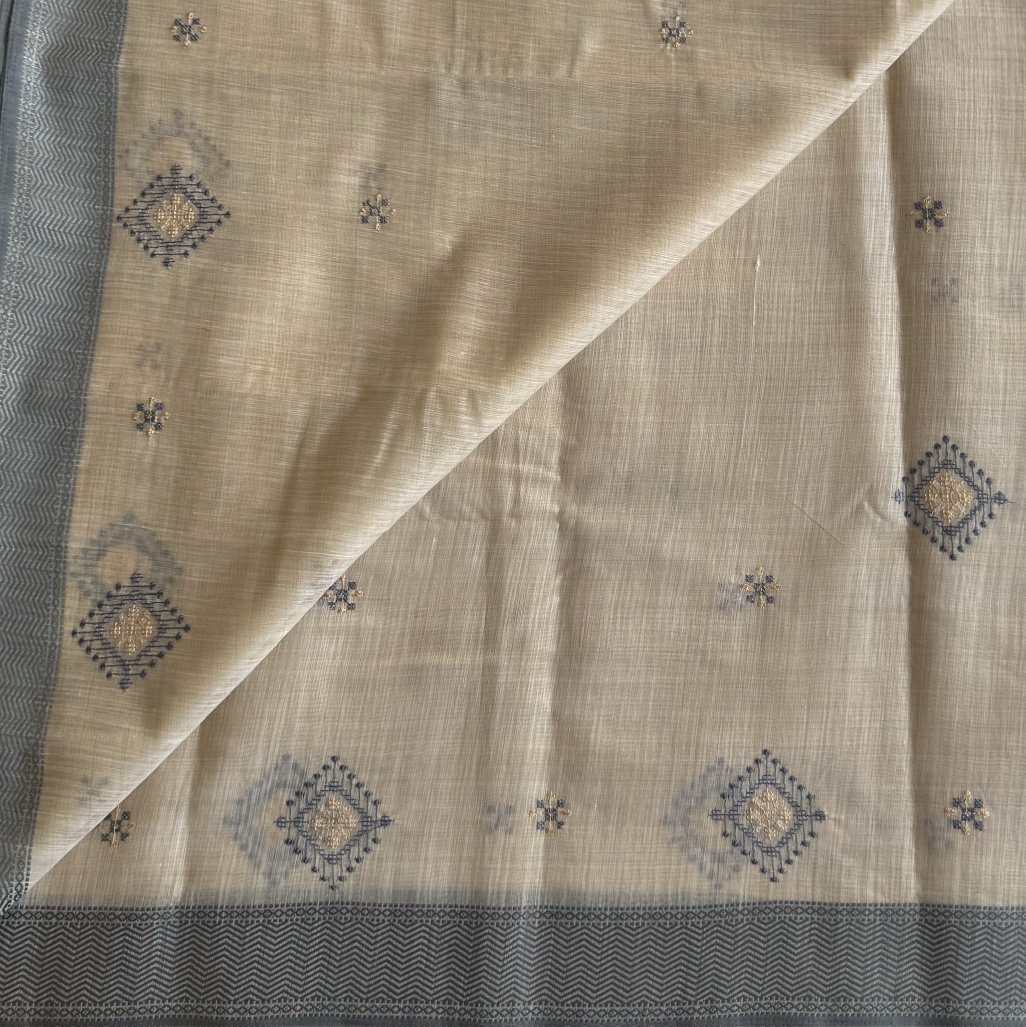 Pale Beige Saree Charcoal Border Diamond Motif Gold Embroidery Traditional