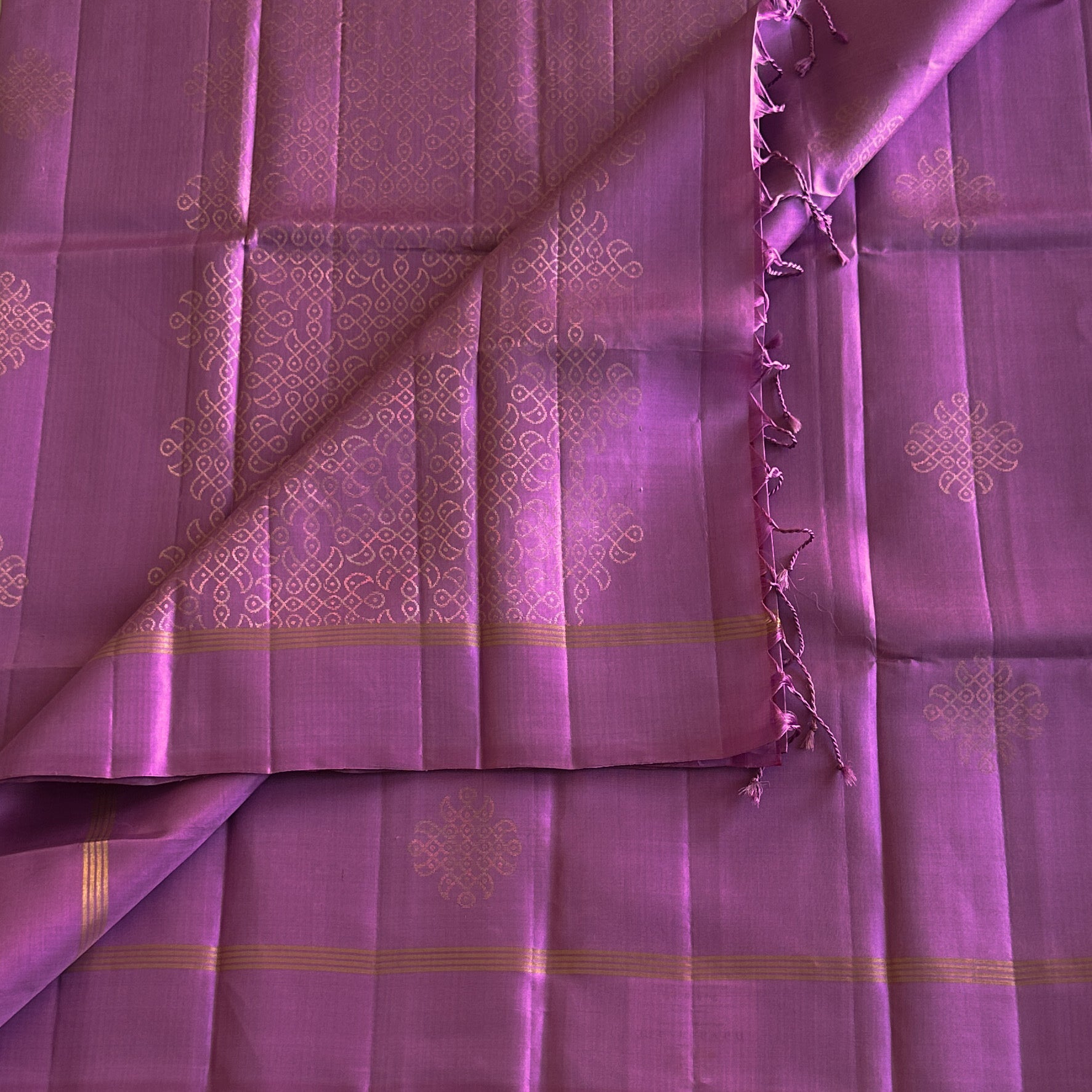 Orchid Purple Saree Antique Gold Medallion Buti Triple Stripe Border