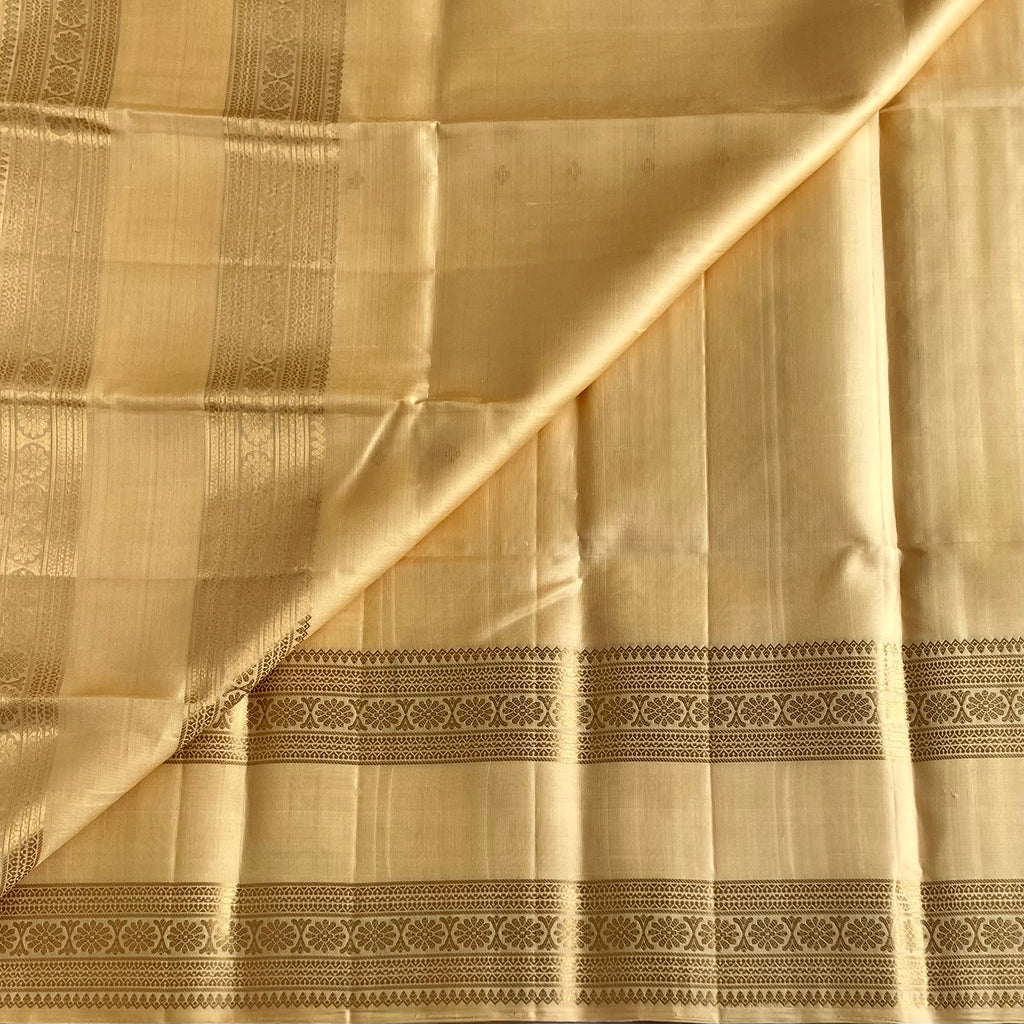 Champagne Gold Designer Pure Silk Saree With Antique Gold Border