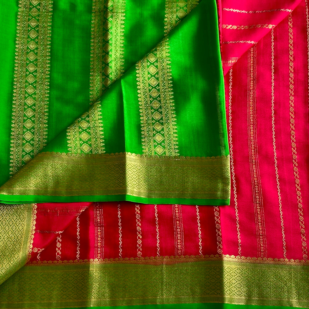 Cherry Pinkish Red Mysore Crepe Silk Saree With Emerald Green Pallu