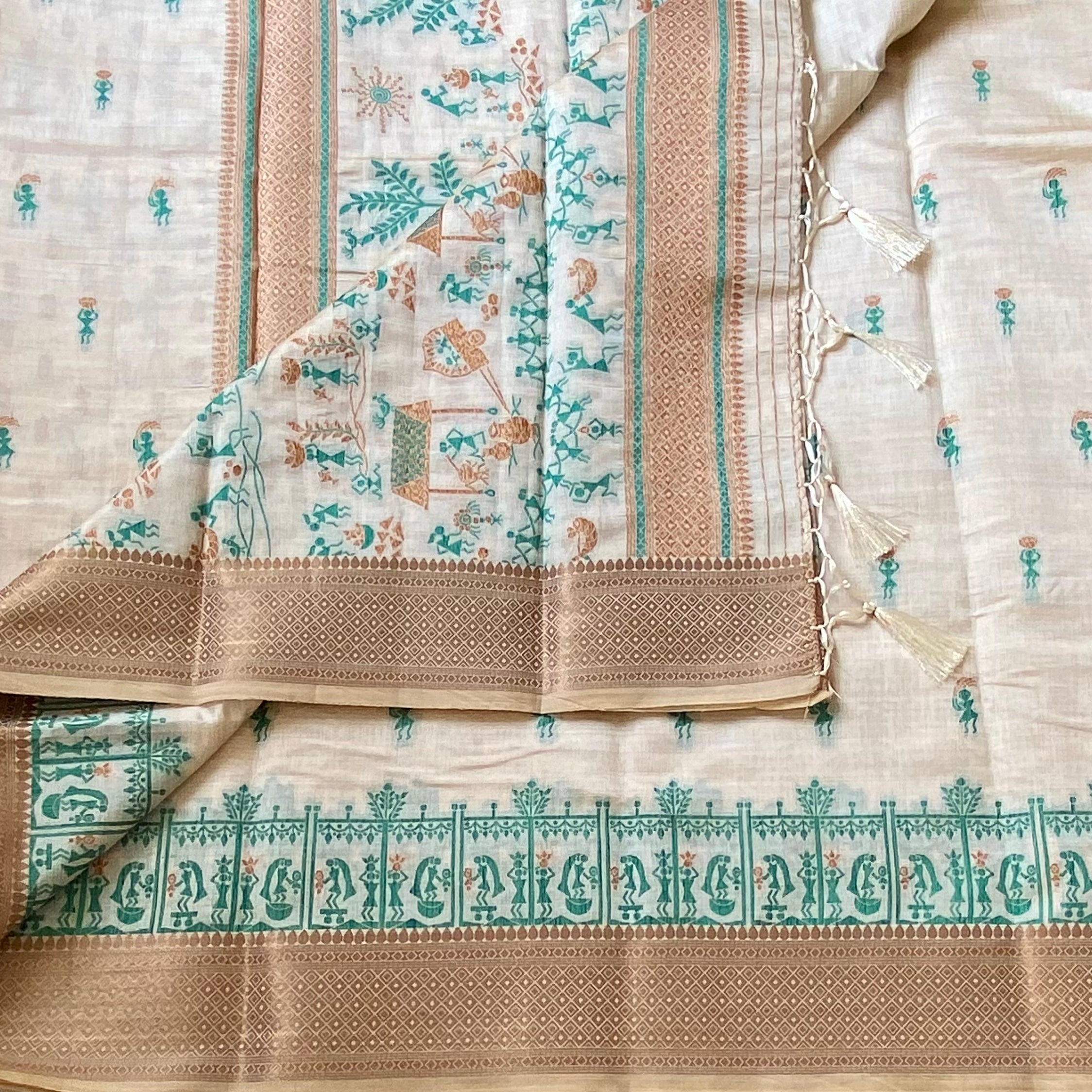 Elegant Ivory Teal Handloom Saree with Bronze Border Tassel Pallu