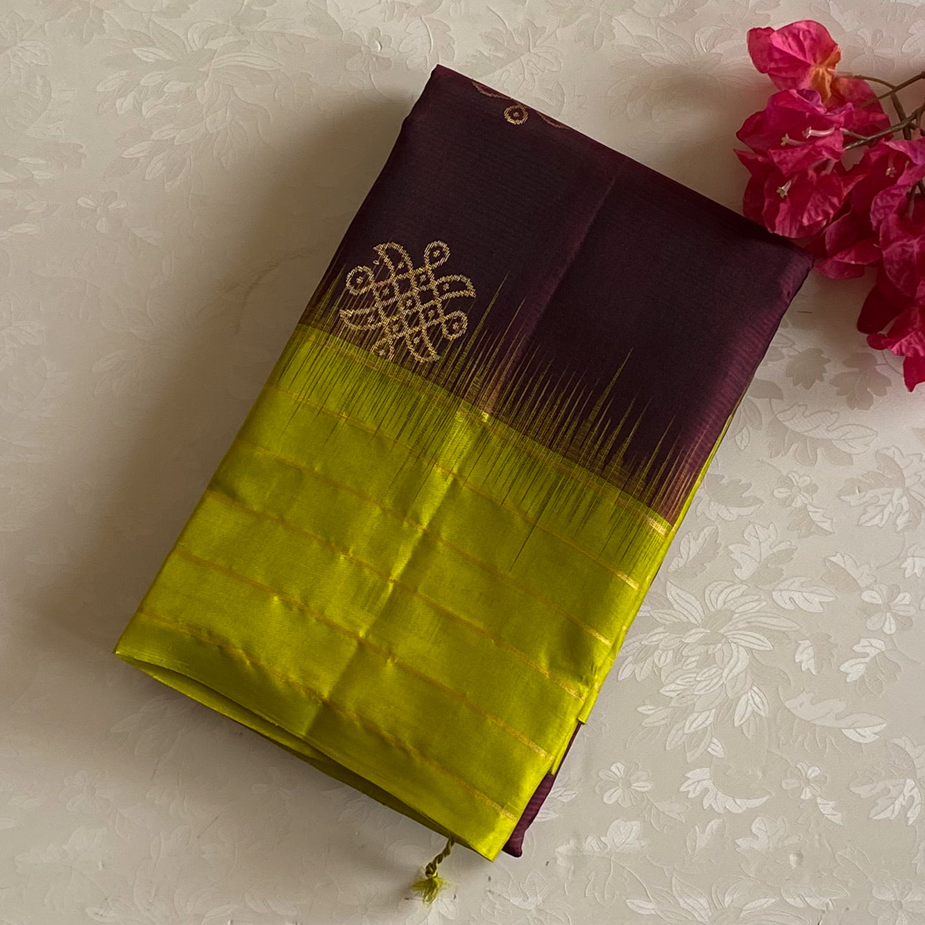 Classy Chocolate Brown With Chartreuse Green Kollam Zari Woven Pure Silk