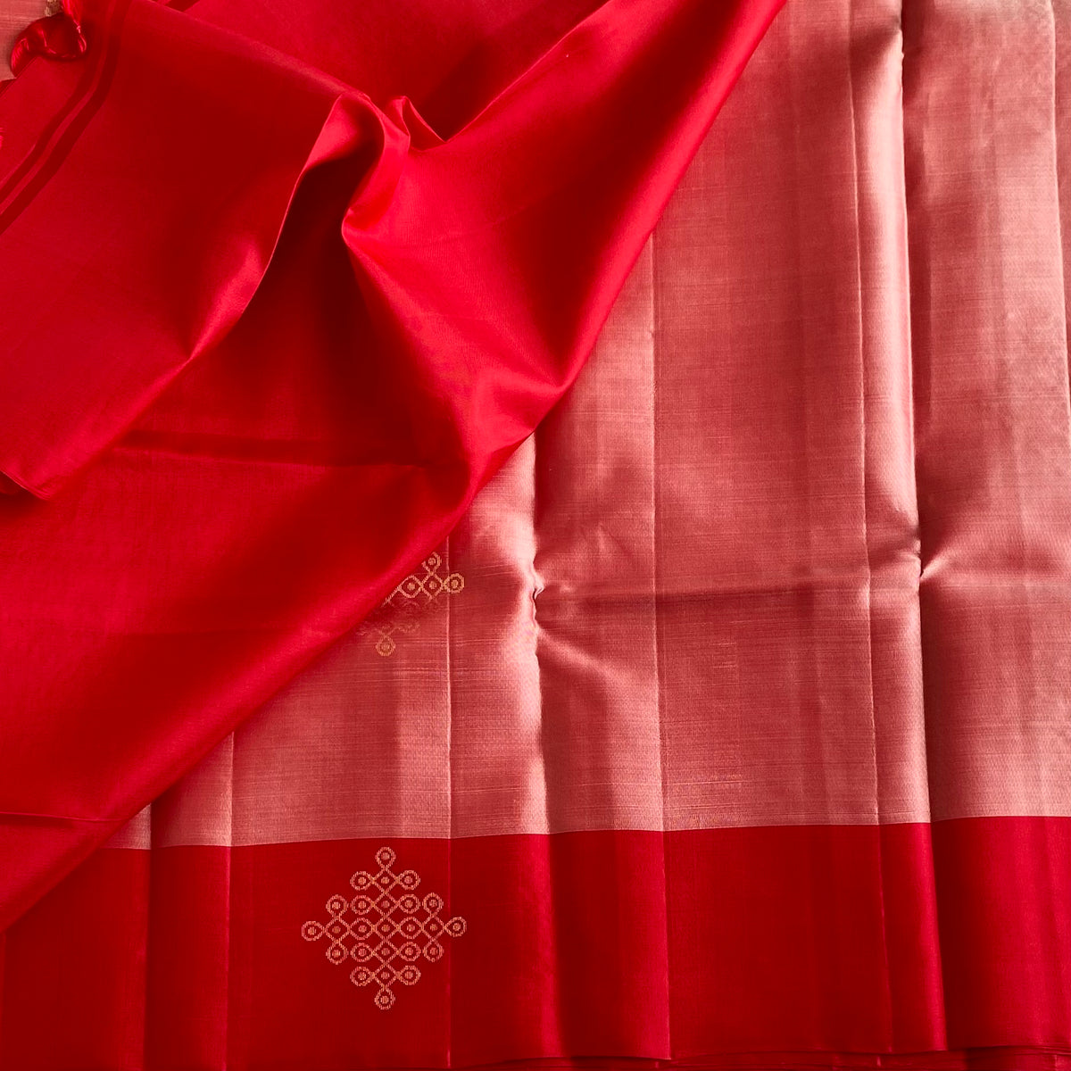 Blush Pink Kollam Designer Pure Silk Saree With Scarlet Red Pallu