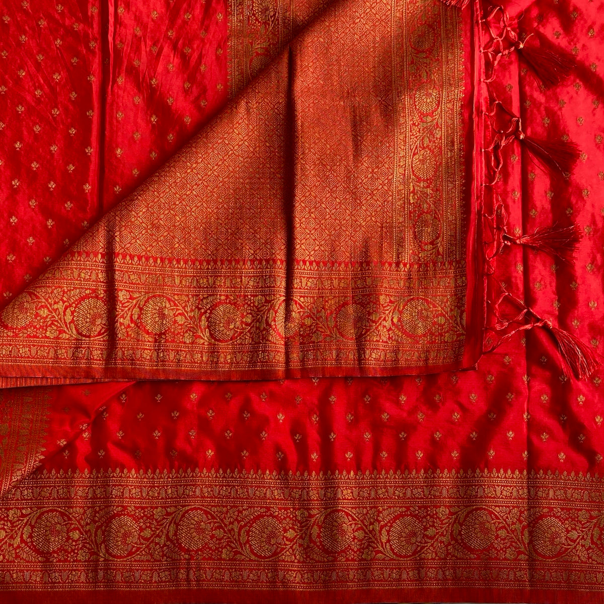 Crimson Red Soft Tussar Silk Saree With Antique Gold Paisley Pallu