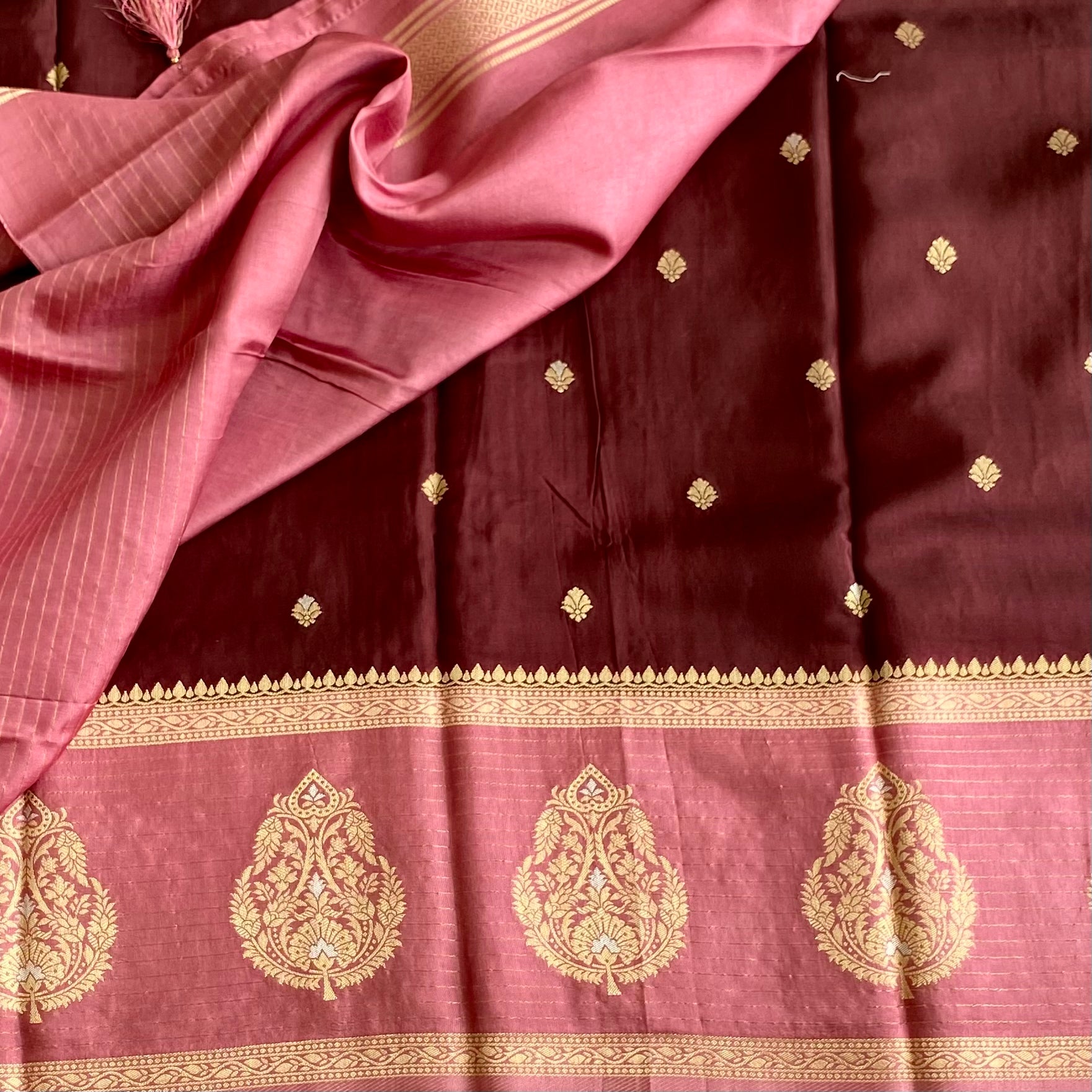 Deep Coffee Soft Tussar Silk Saree With Rose Pink Pallu