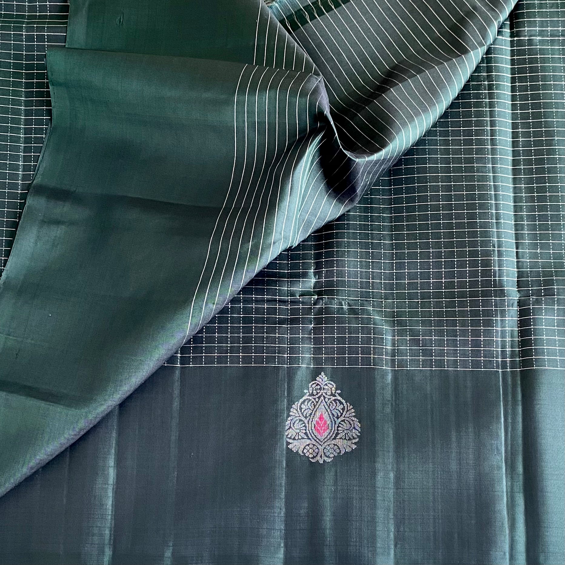 Bottle Green Designer Pure Silk Saree With Metallic Silver Pallu