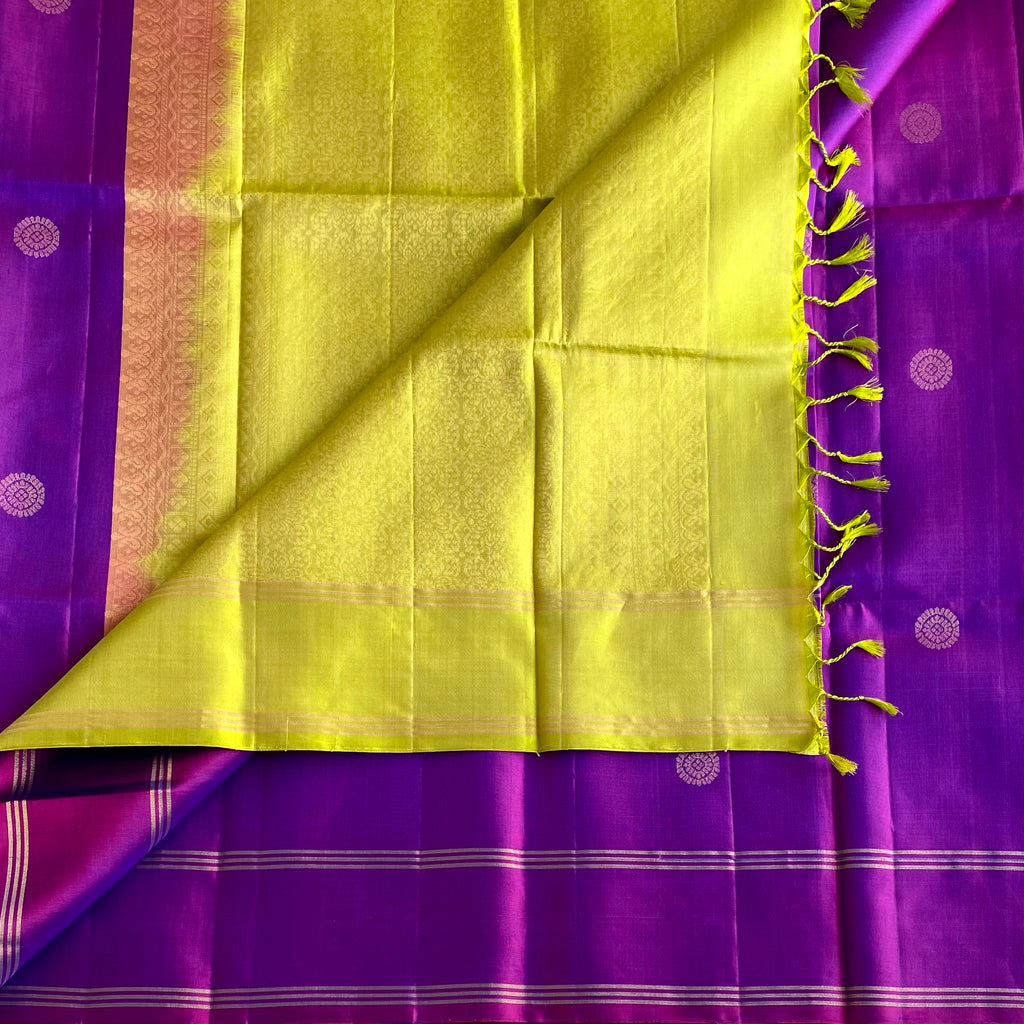 Dual Shaded Magenta Purple Designer Pure Silk Saree With Chartreuse Green Pallu