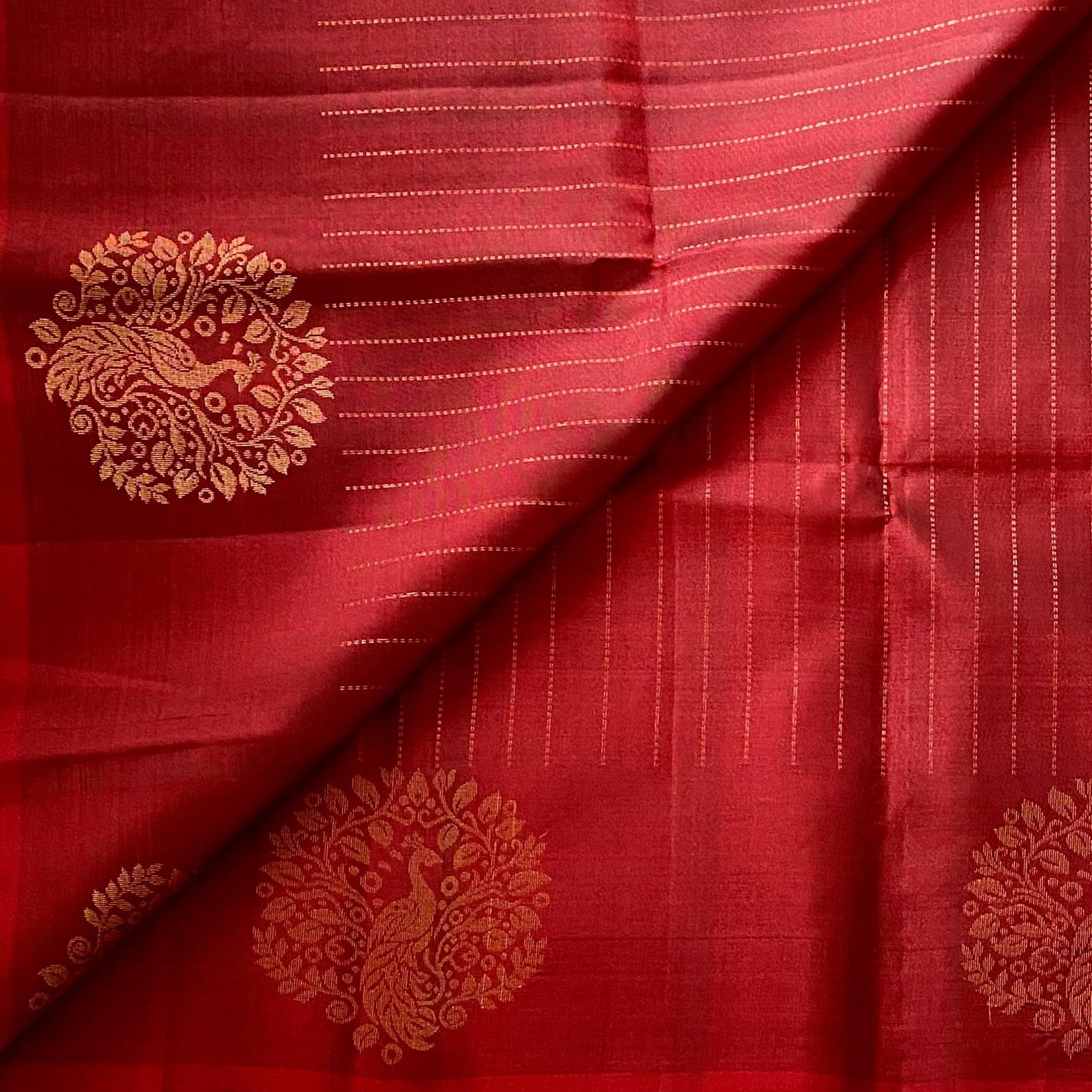 Deep Maroon Designer Pure Silk Saree With Metallic Gold Pallu