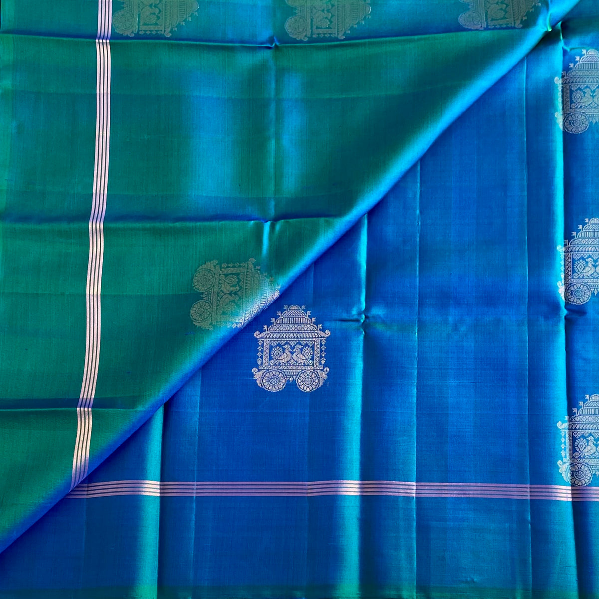 Dual Shaded Peacock Bluish Green Designer Pure Silk Saree