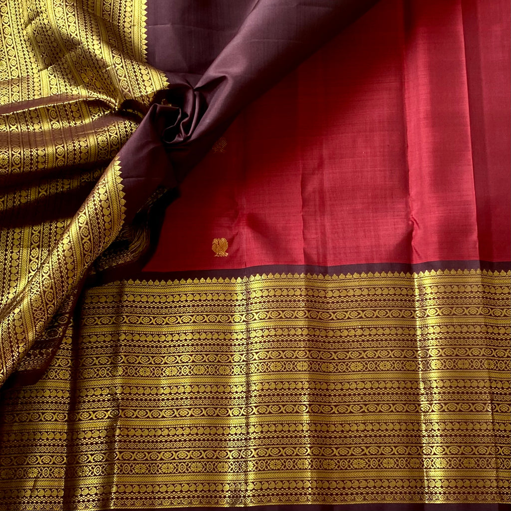 Metallic Gold Magenta Zari Silk Saree Elegant Wedding Traditional Regal