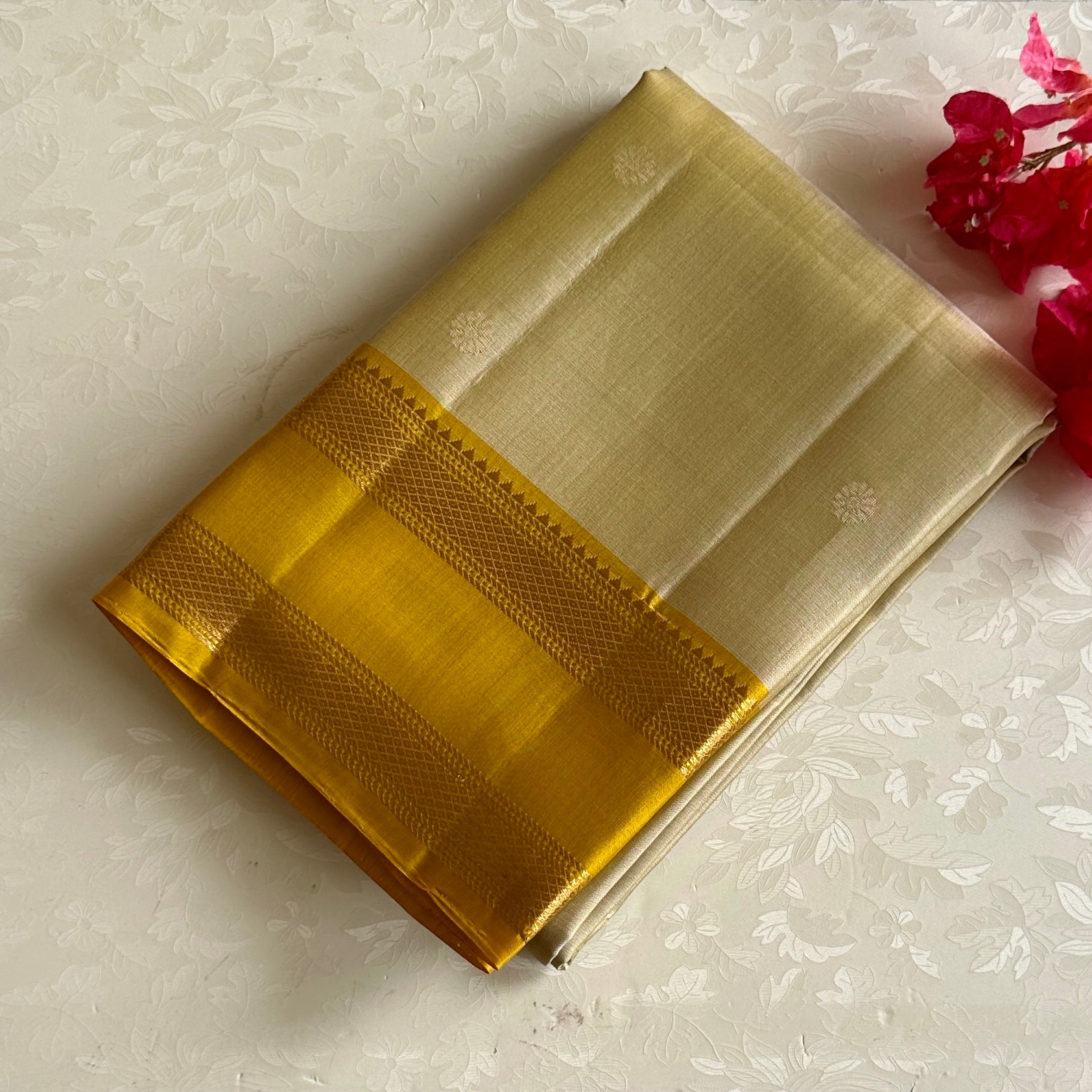 Champagne Beige Designer Pure Silk Saree Mustard Yellow Zari Border Contrast Pallu