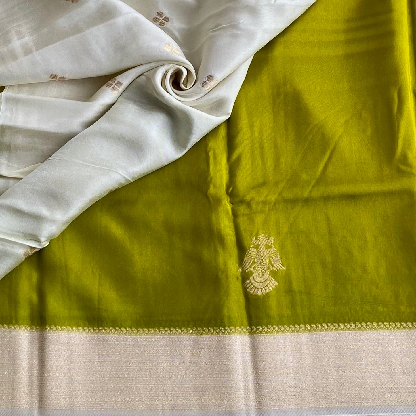 Chartreuse Soft Tussar Silk Saree With Cream Beige Border And Gold Buttas