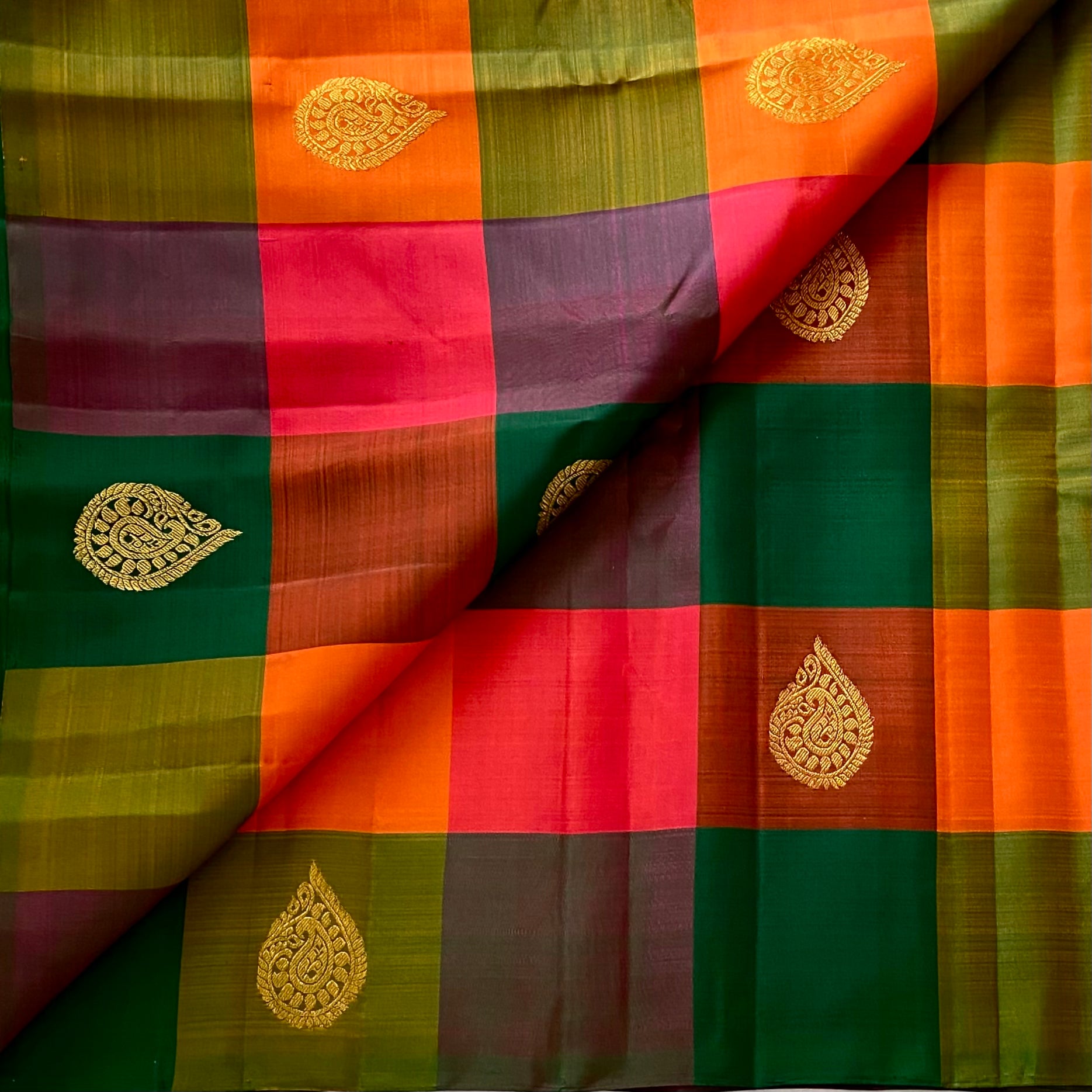 Vibrant checkered Kanjeevaram Pure Zari Silk Saree With bottle green Pallu