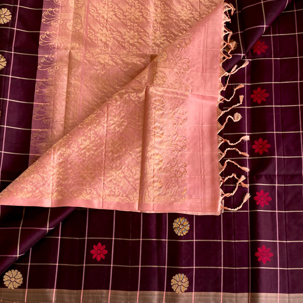 Deep Plum Designer Pure Silk Saree With Peach Pink Pallu