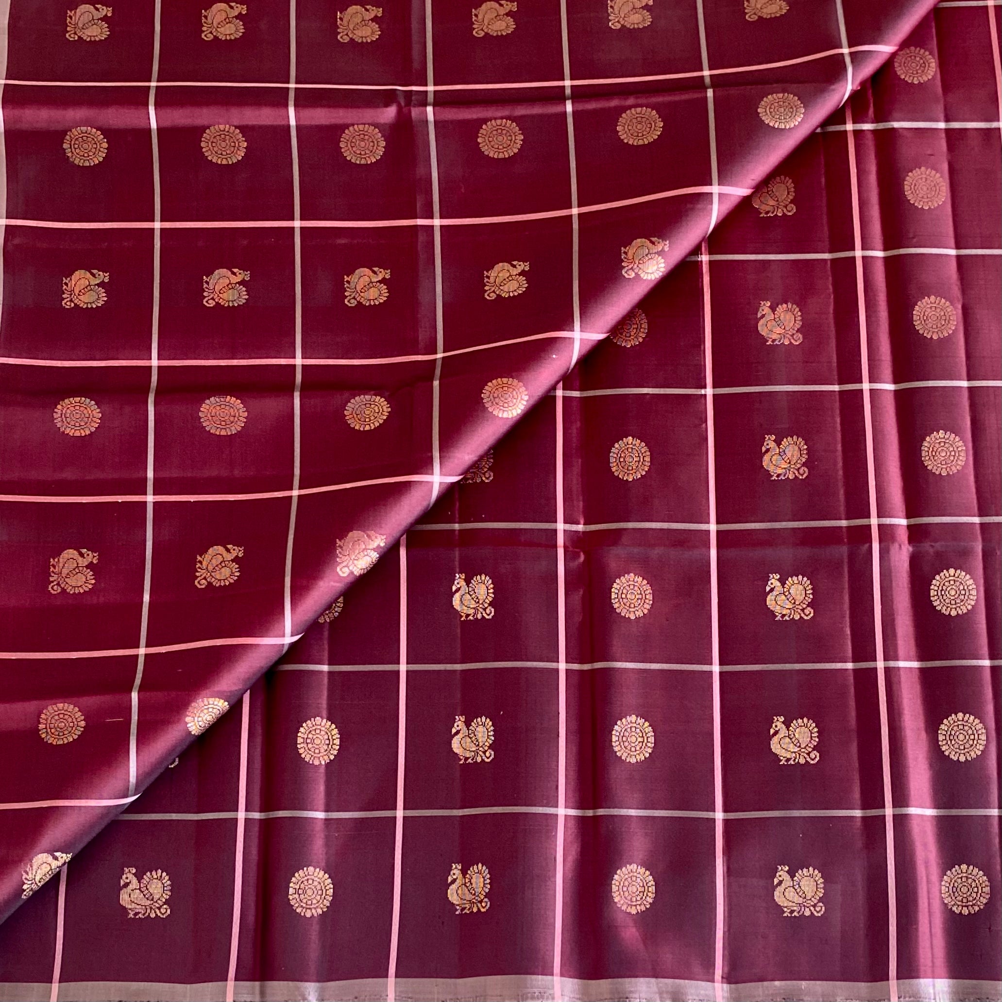 Burgundy Designer Pure Silk Saree With Dusty Rose Pallu And Gold Buttas