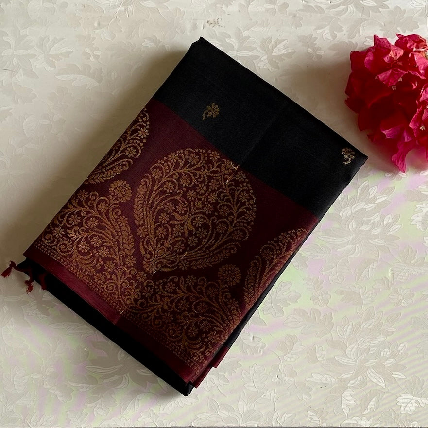 Jet Black Designer Pure Silk Saree With Deep Maroon Pallu