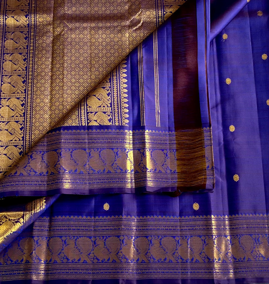 Dual shaded Indgo bluish purple pure zari Kanjeevaram silk