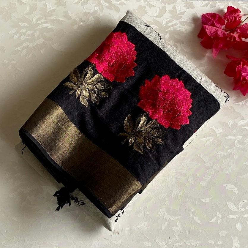 Ivory Soft Tussar Silk Saree With Jet Black Pallu And Floral Embroidery