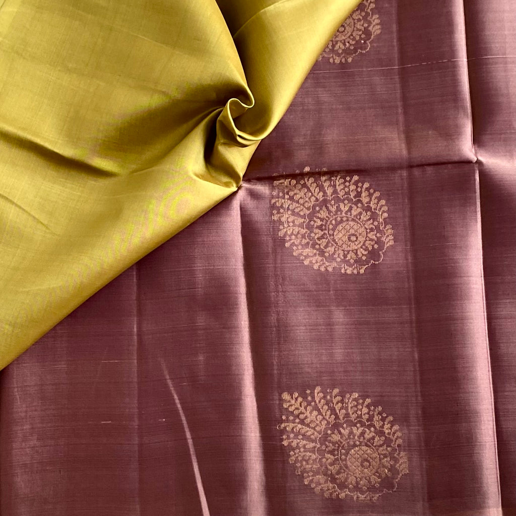 Dusty Mauve Designer Pure Silk Saree With Pastel Lime Green Pallu