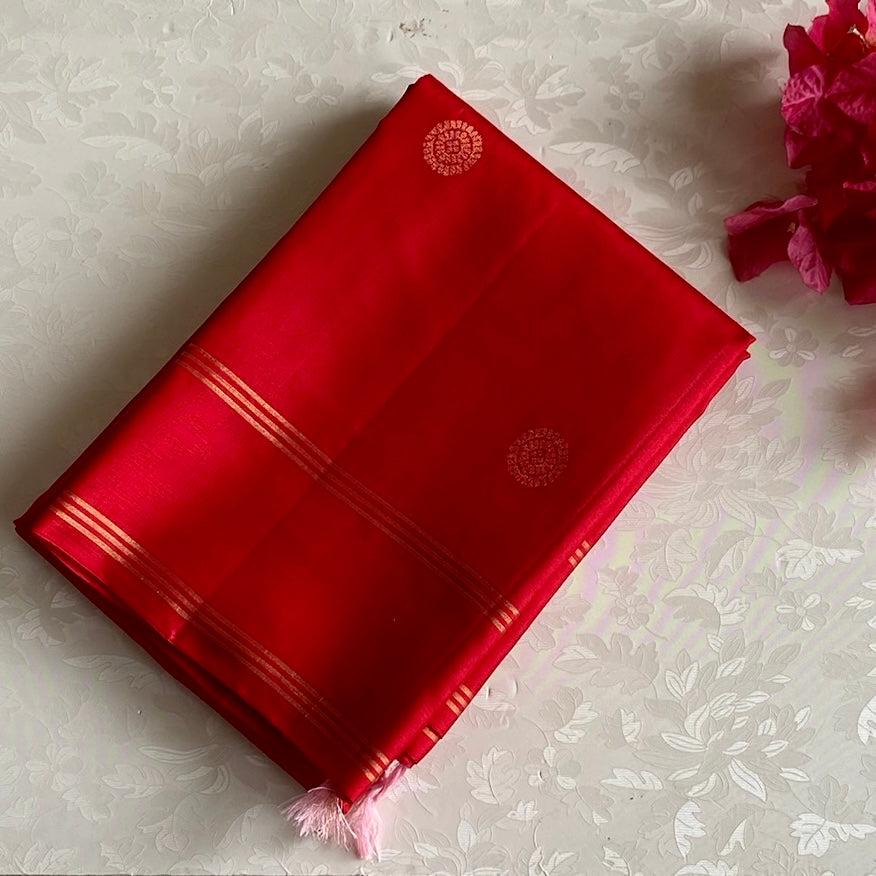 Scarlet Red Designer Pure Silk Saree With Blush Pink Pallu