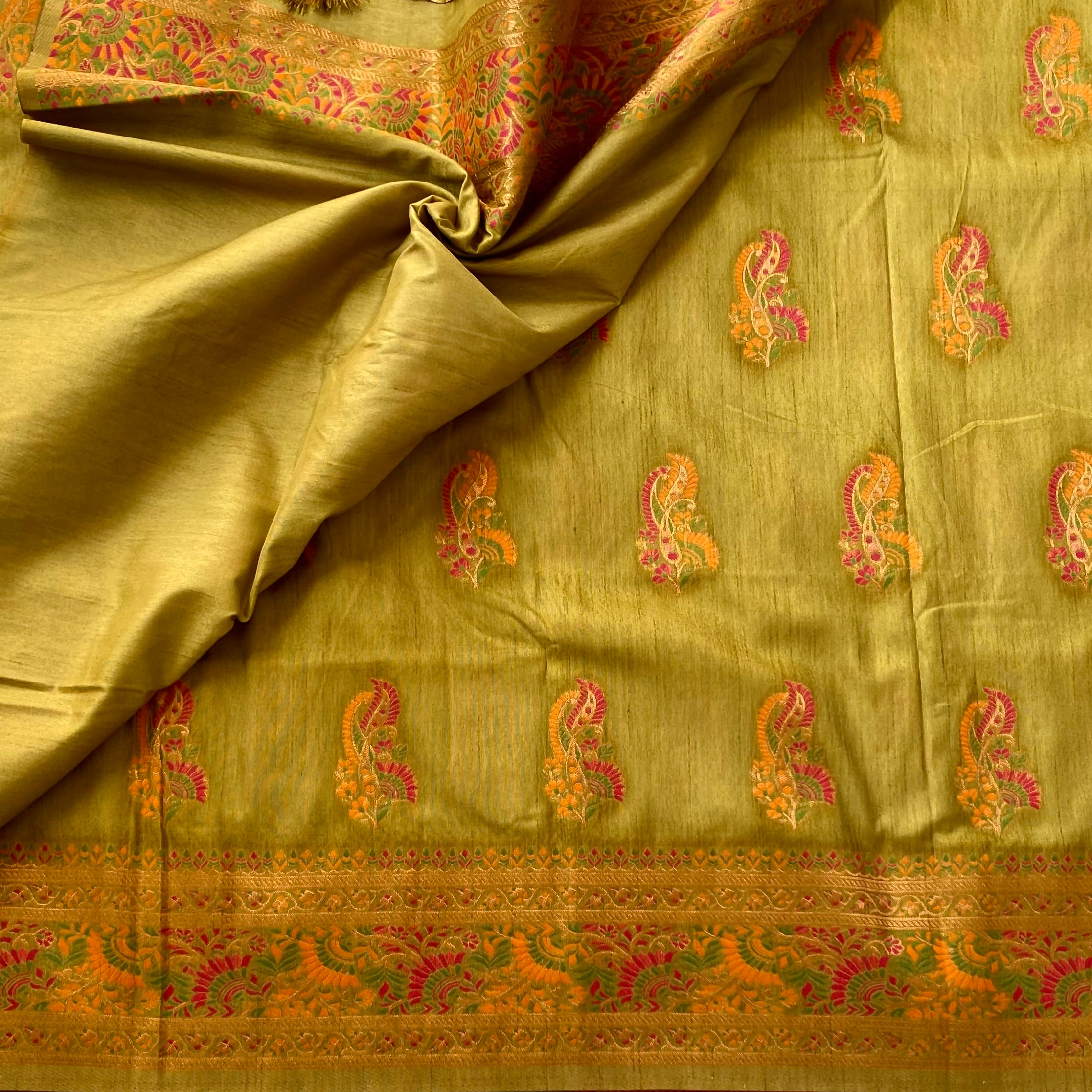 Traditional Olive Green Silk Paisley Saree Gold Zari Floral Border