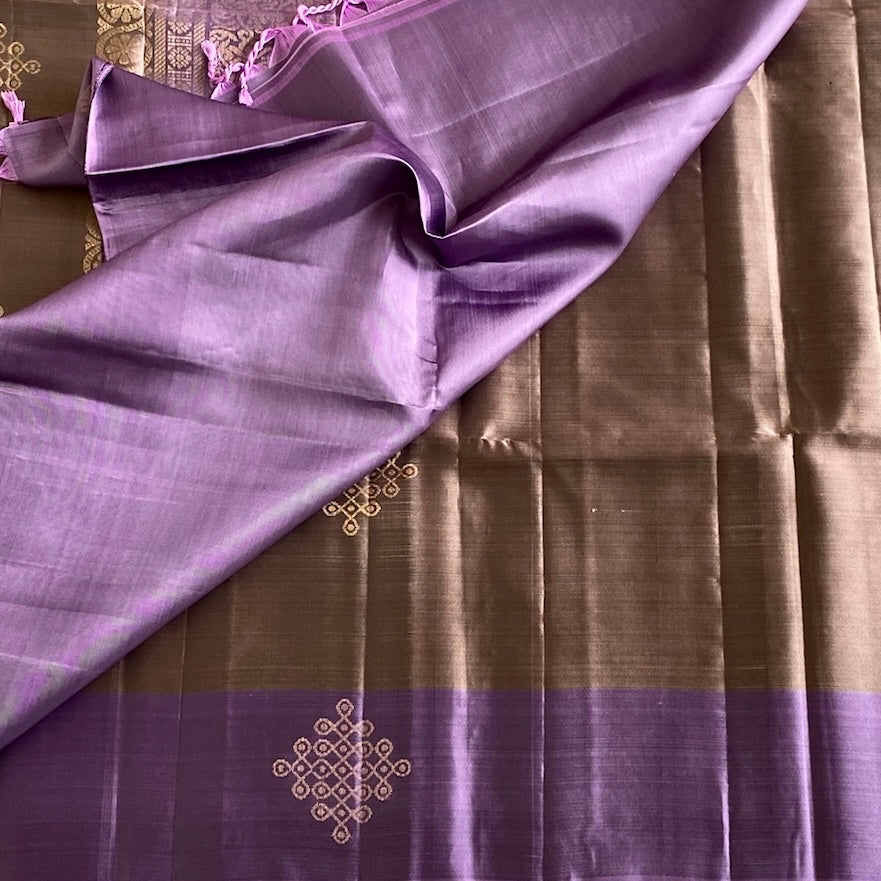 Mauve Brown Designer Pure Silk Saree With Lilac Purple Pallu