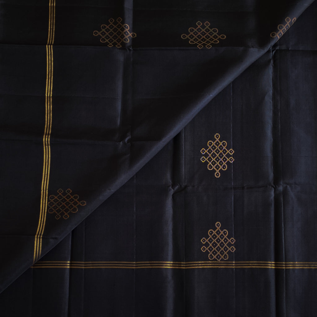 Stunning black with lime green handwoven Kollam designer lightweight pure silk